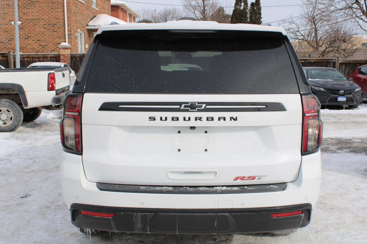 2024 Chevrolet Suburban RST Photo