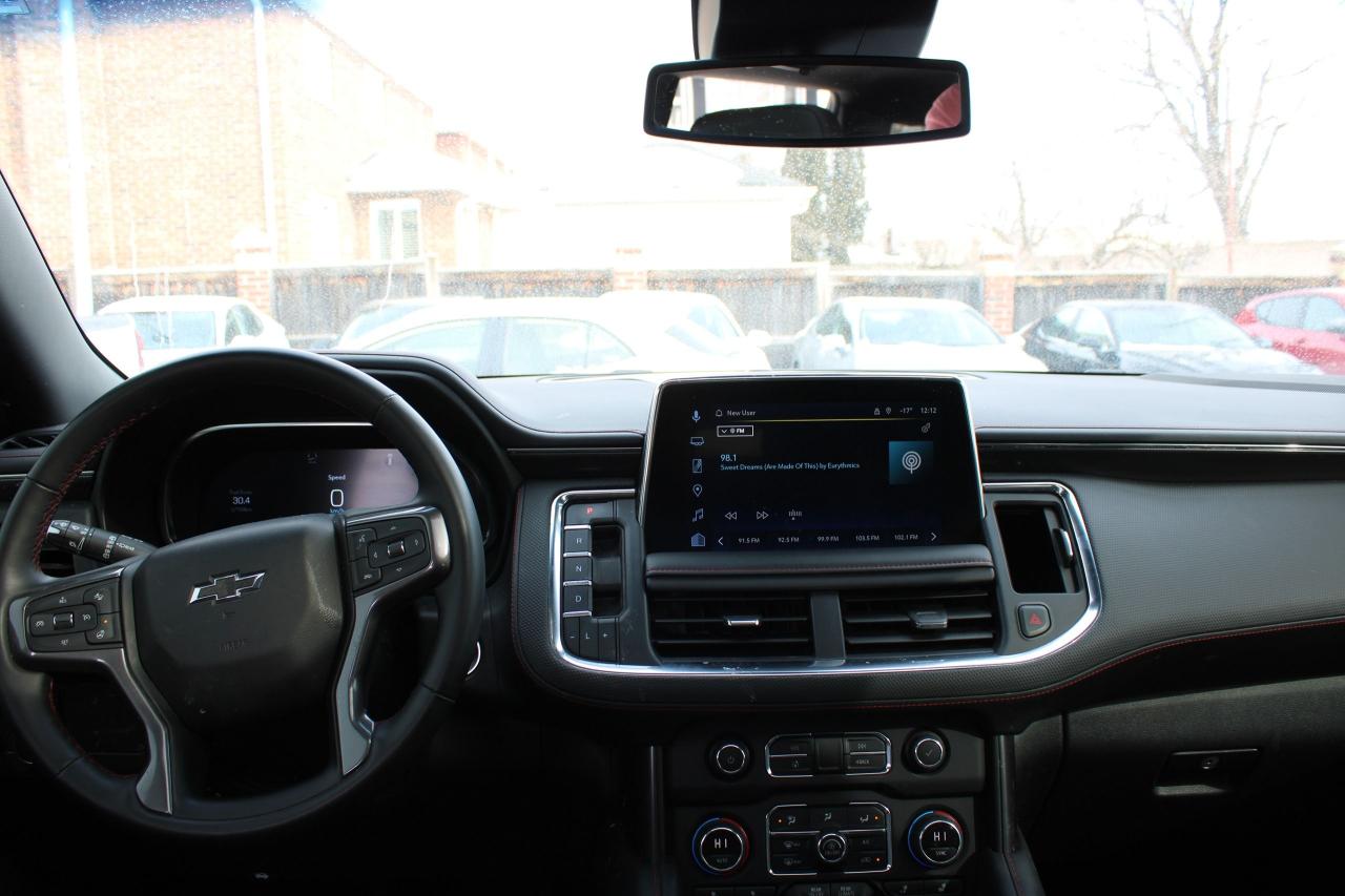 2024 Chevrolet Suburban RST Photo