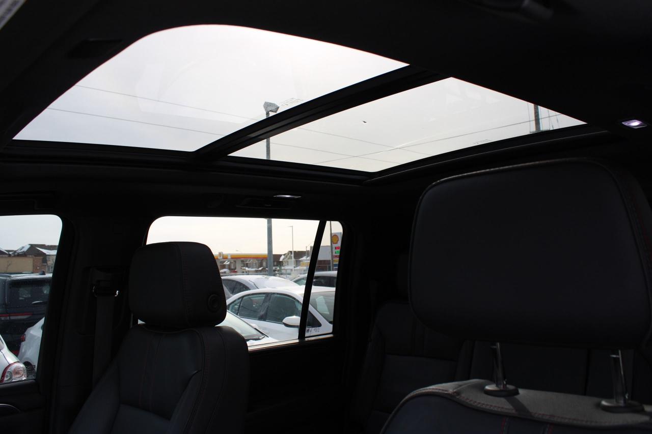 2024 Chevrolet Suburban RST Photo