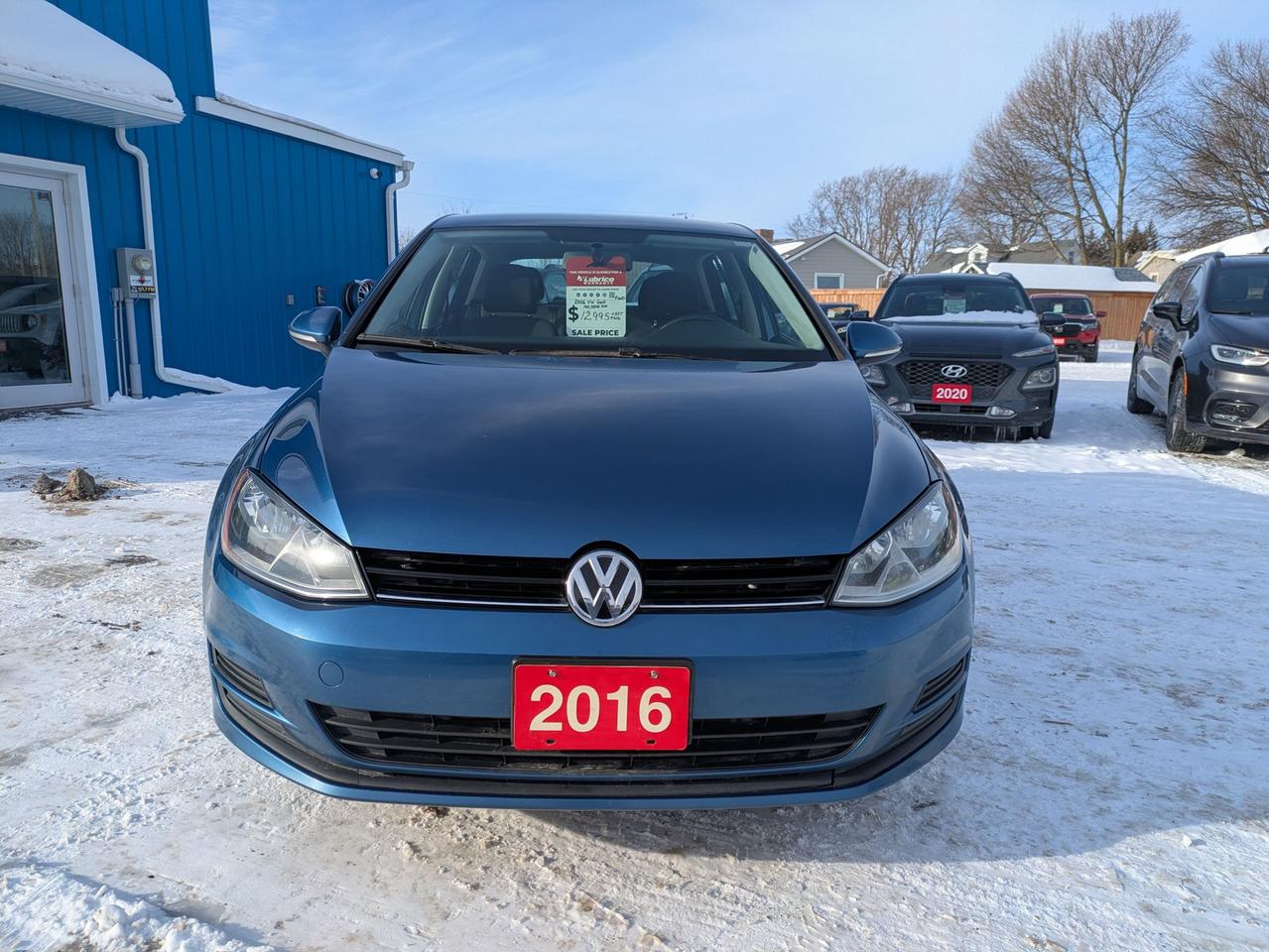 2016 Volkswagen Golf TRENDLINE Photo
