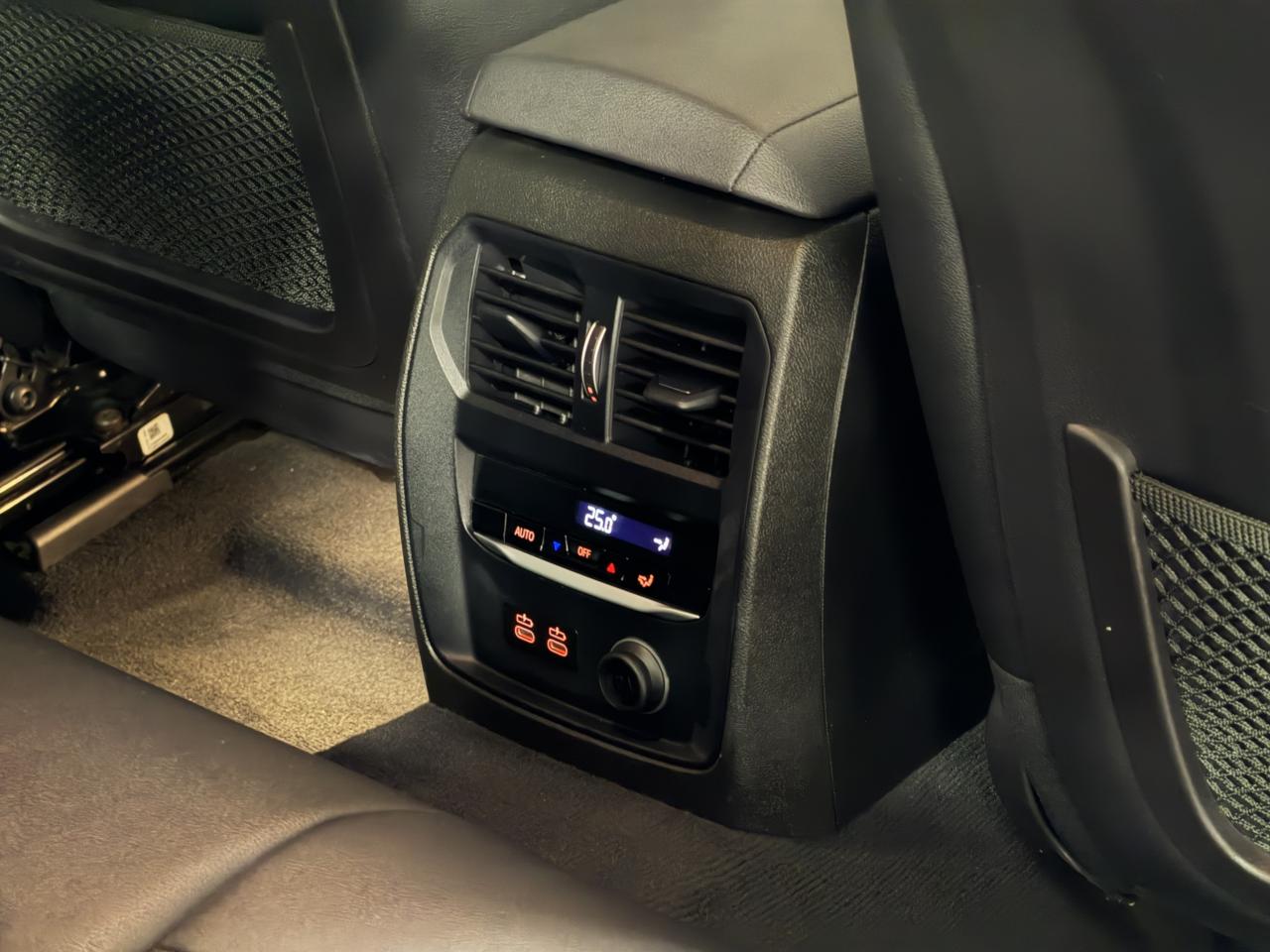 2020 BMW 3 Series 330i xDrive NAVI|SUNROOF|BACKUP Photo