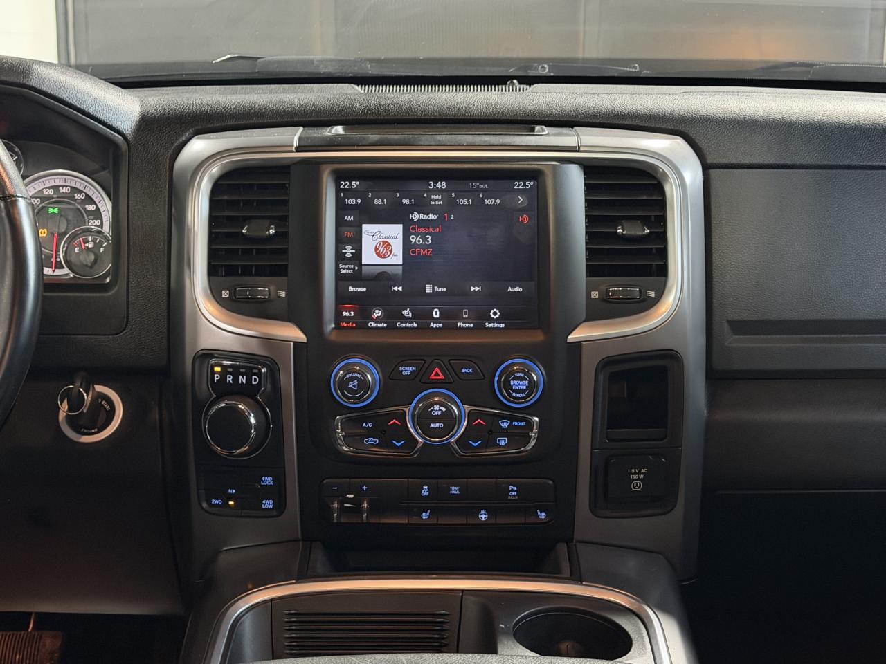 2021 RAM 1500 Classic Warlock HEMI|SUNROOF|ONEOWNER|NOACCIDENT Photo