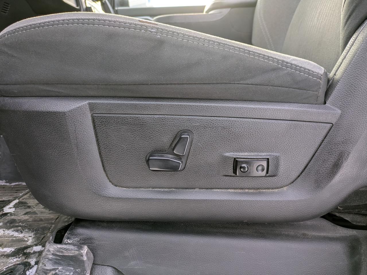 2019 RAM 2500 Big Horn 4x4 Crew Cab 8' Box Photo