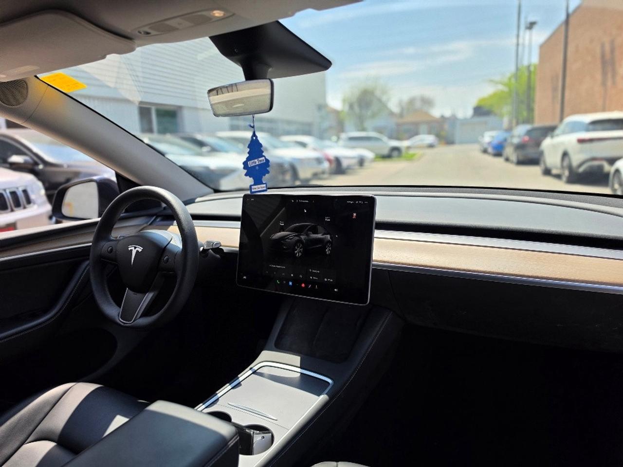 2023 Tesla Model Y LFP BATTERY CHARGE TO 100%-AUTOPILOT-TESLA WARRANTY Photo