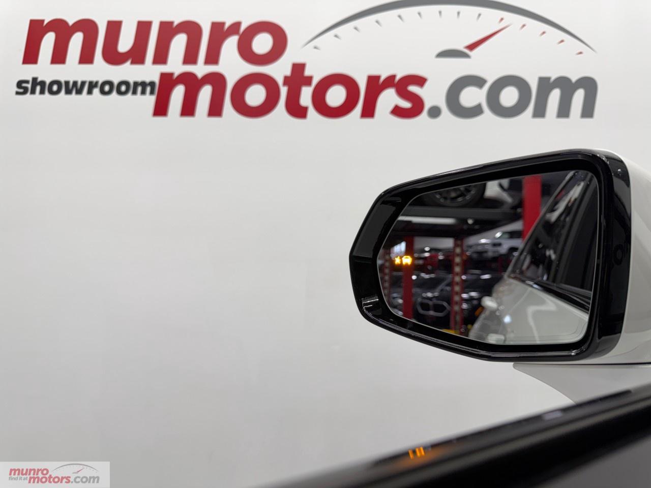 2023 Cadillac XT4 AWD 4dr Sport Photo