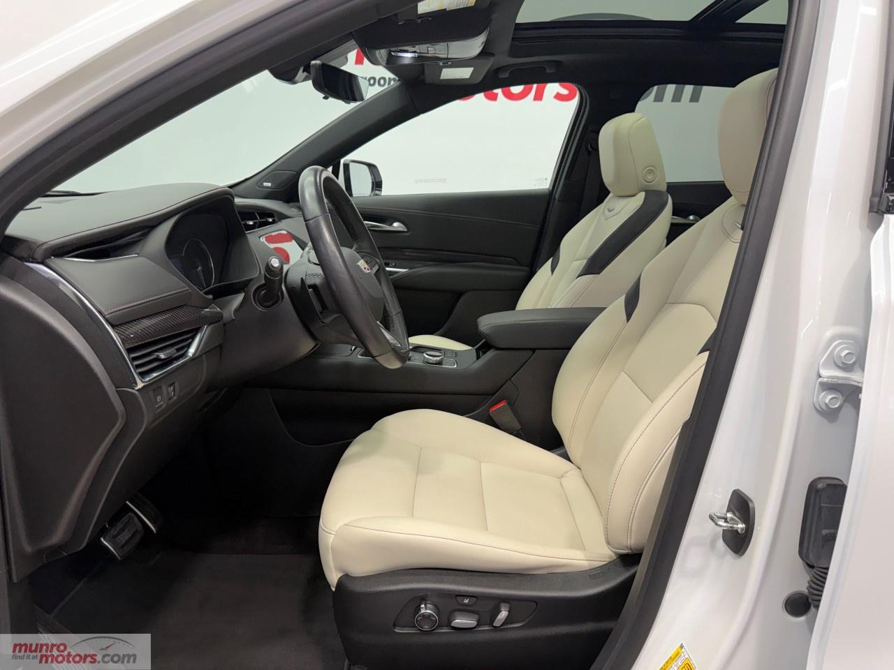 2023 Cadillac XT4 AWD 4dr Sport Photo