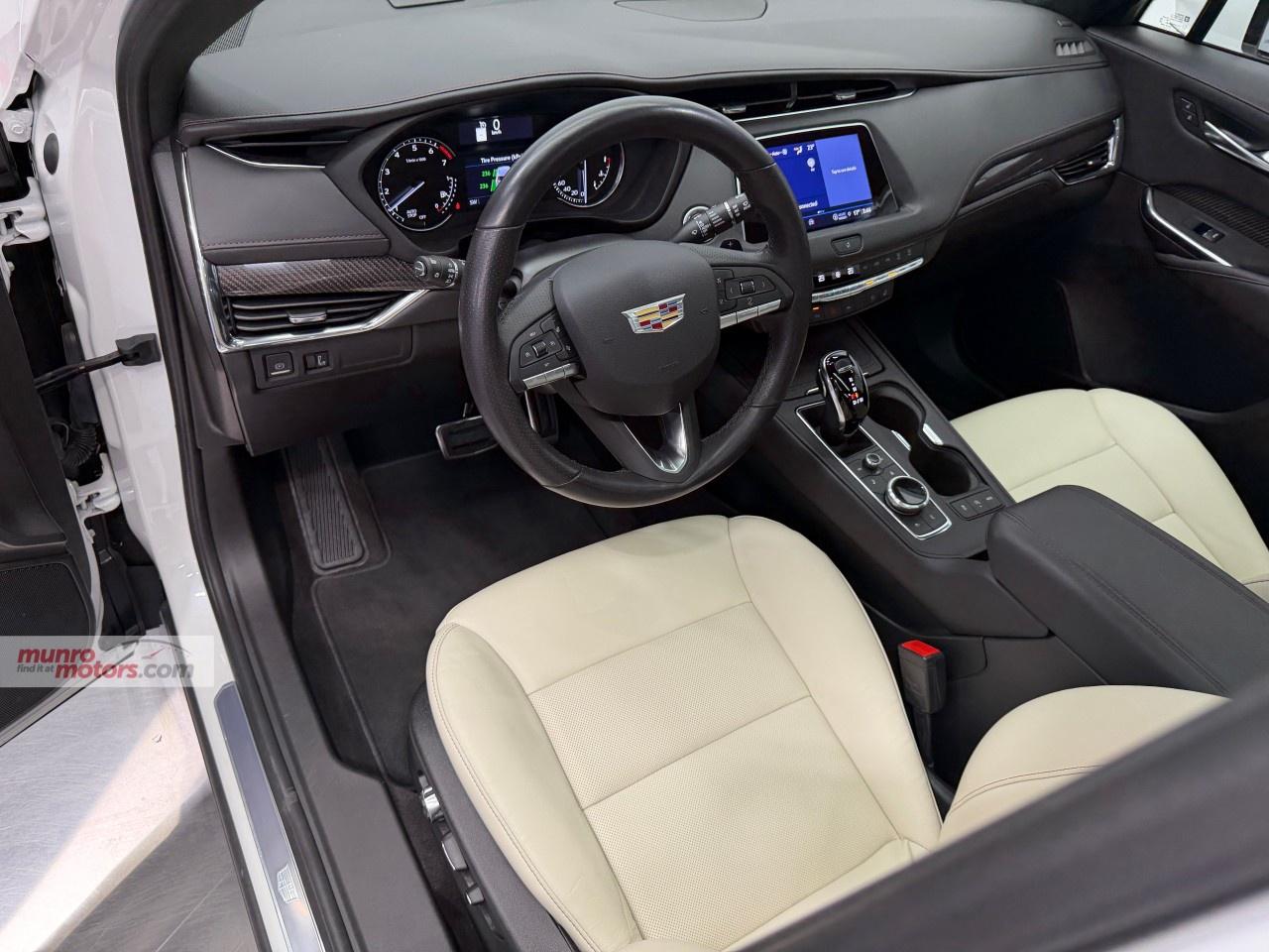 2023 Cadillac XT4 AWD 4dr Sport Photo