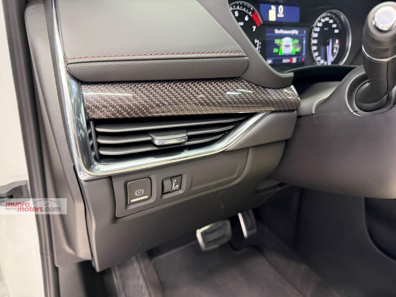 2023 Cadillac XT4 AWD 4dr Sport Photo