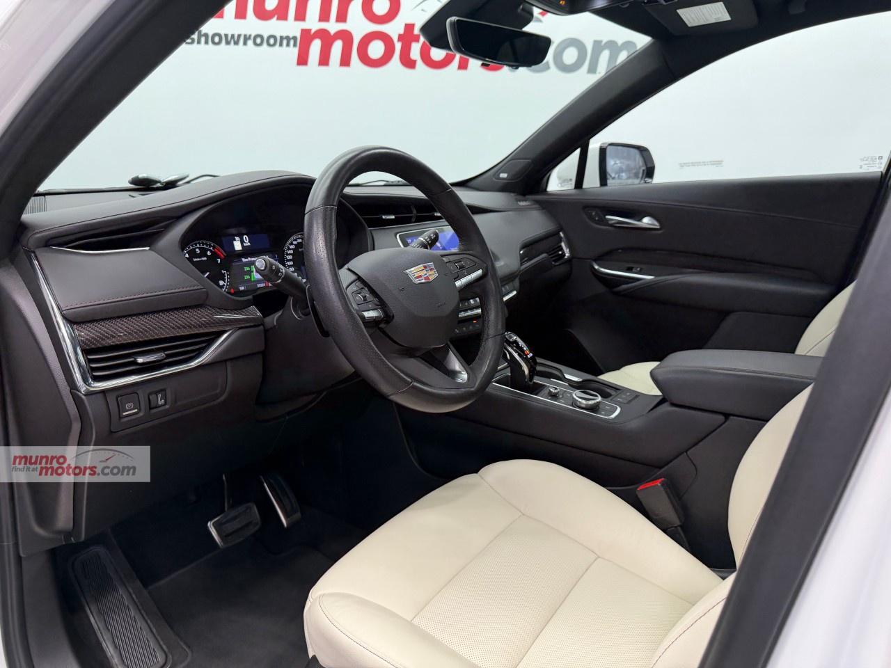 2023 Cadillac XT4 AWD 4dr Sport Photo