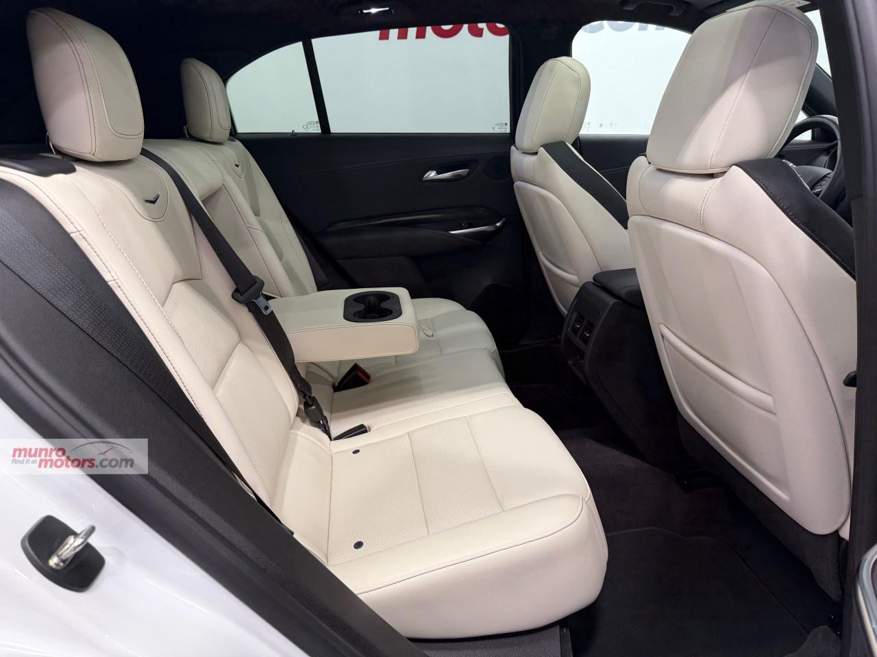 2023 Cadillac XT4 AWD 4dr Sport Photo