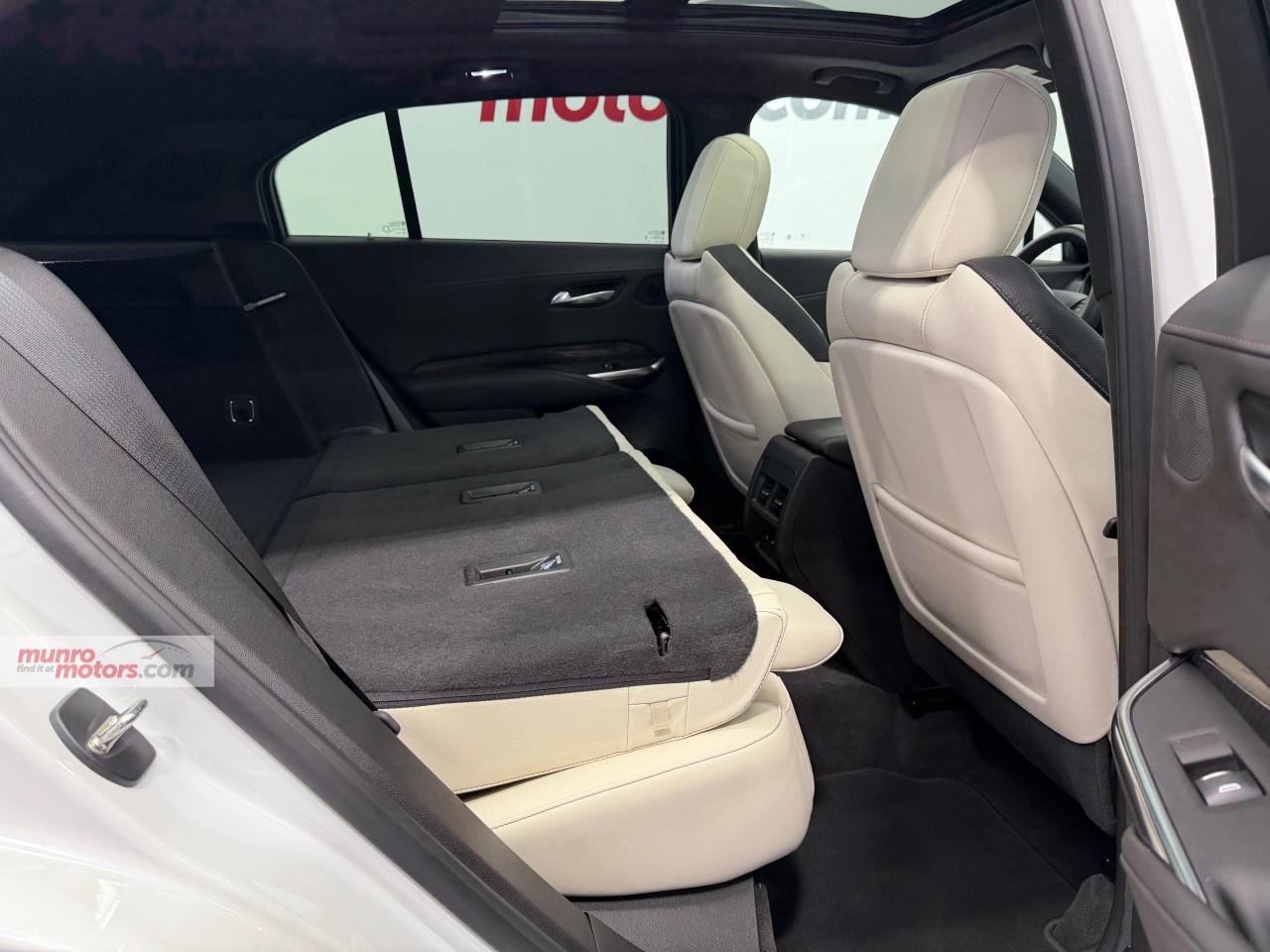 2023 Cadillac XT4 AWD 4dr Sport Photo