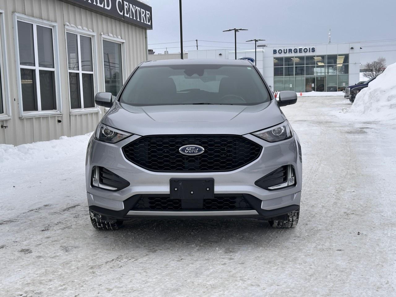 2022 Ford Edge ST Line AWD Photo