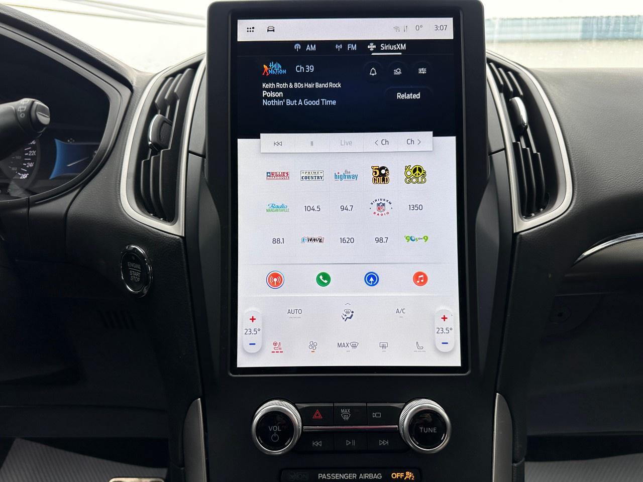 2022 Ford Edge ST Line AWD Photo