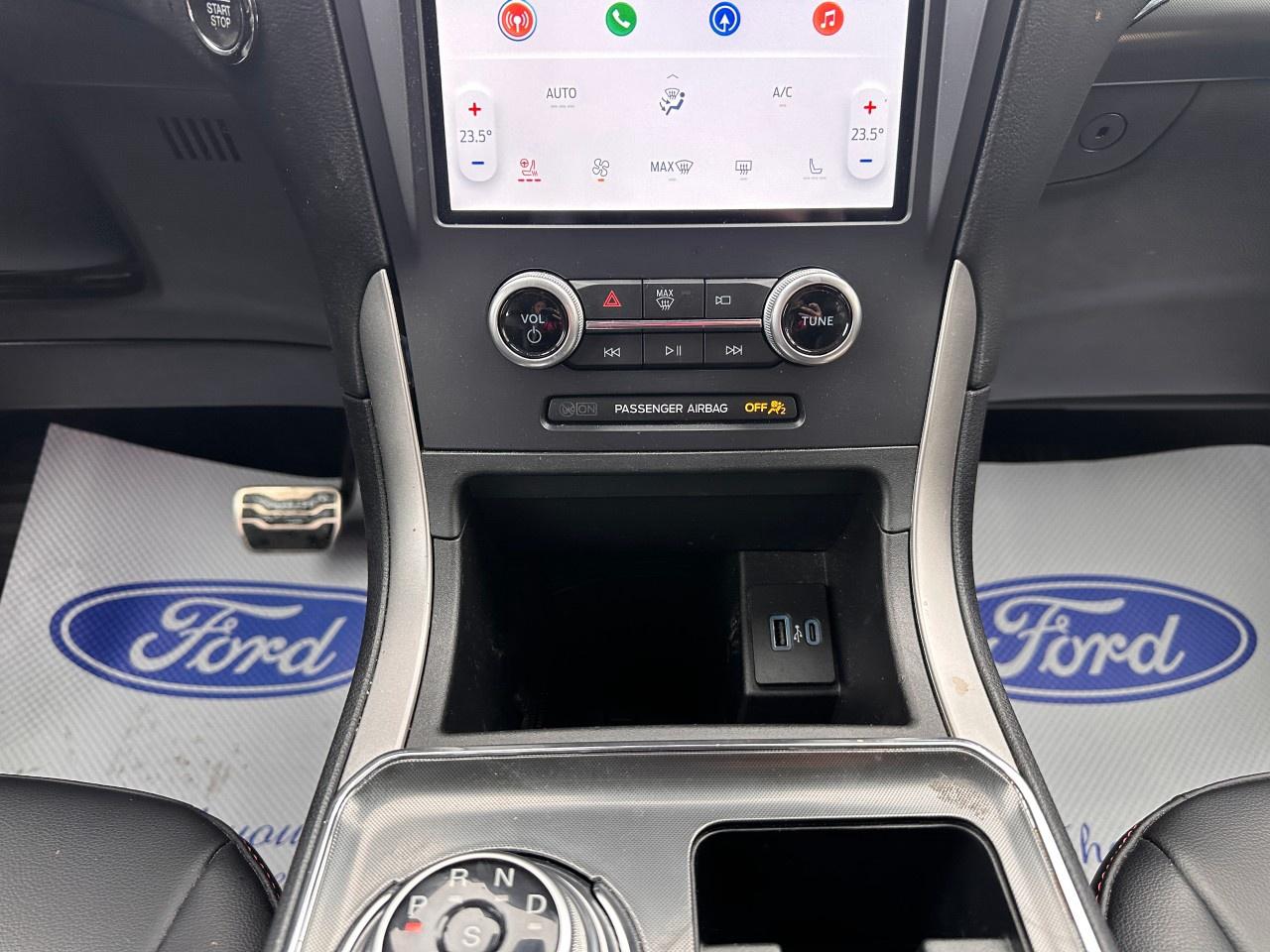 2022 Ford Edge ST Line AWD Photo