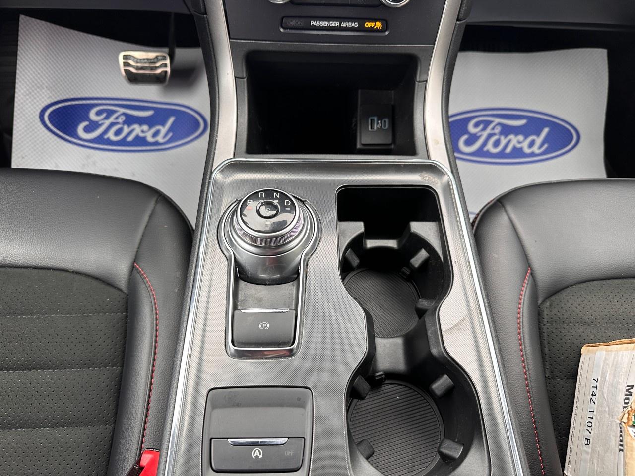 2022 Ford Edge ST Line AWD Photo