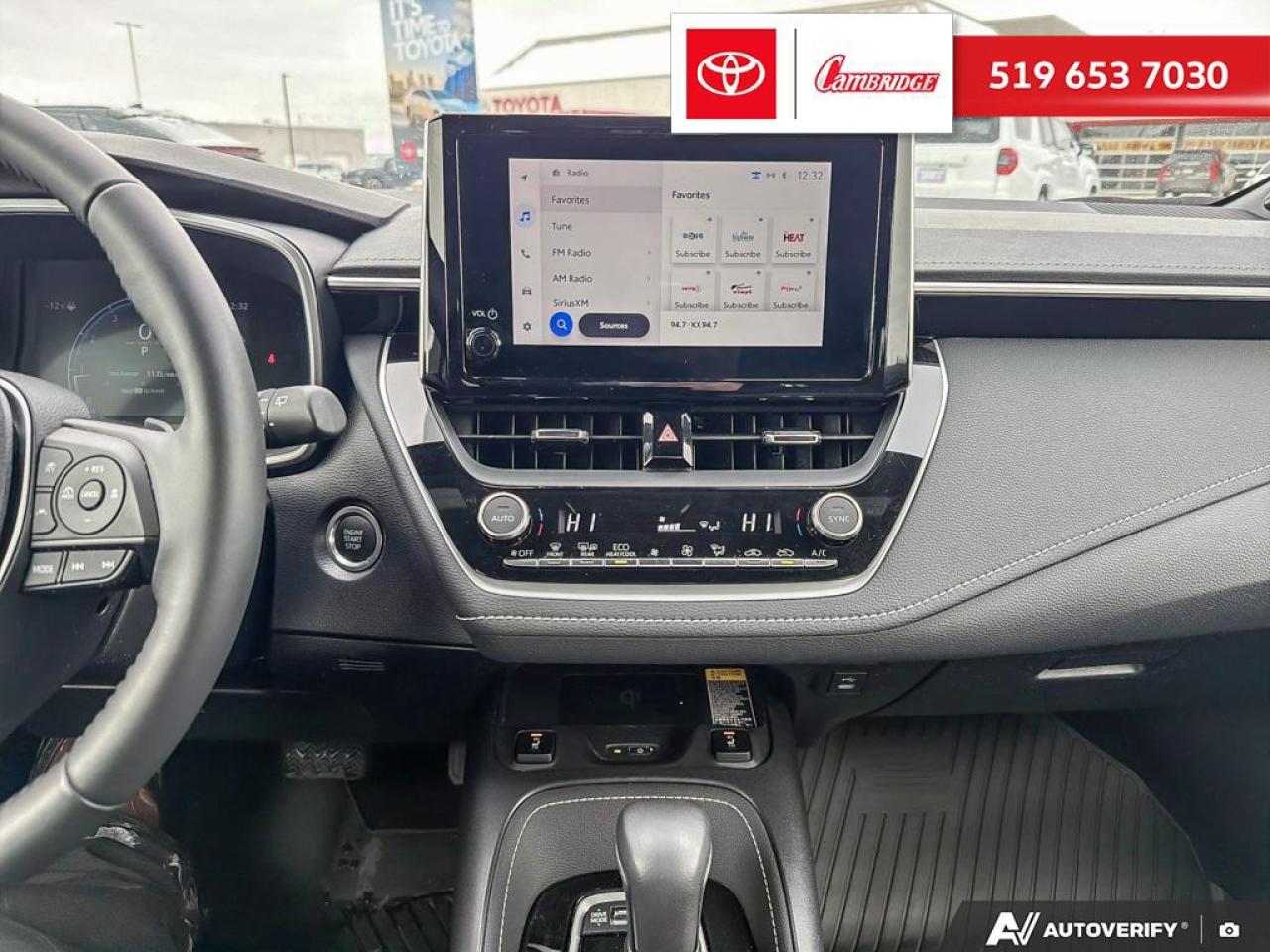 2024 Toyota Corolla Hatchback Photo