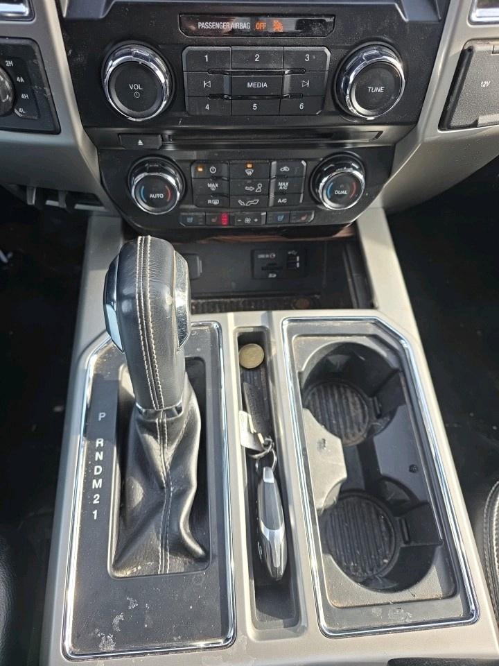 2015 Ford F-150 Lariat LARIAT SUPERCREW Photo