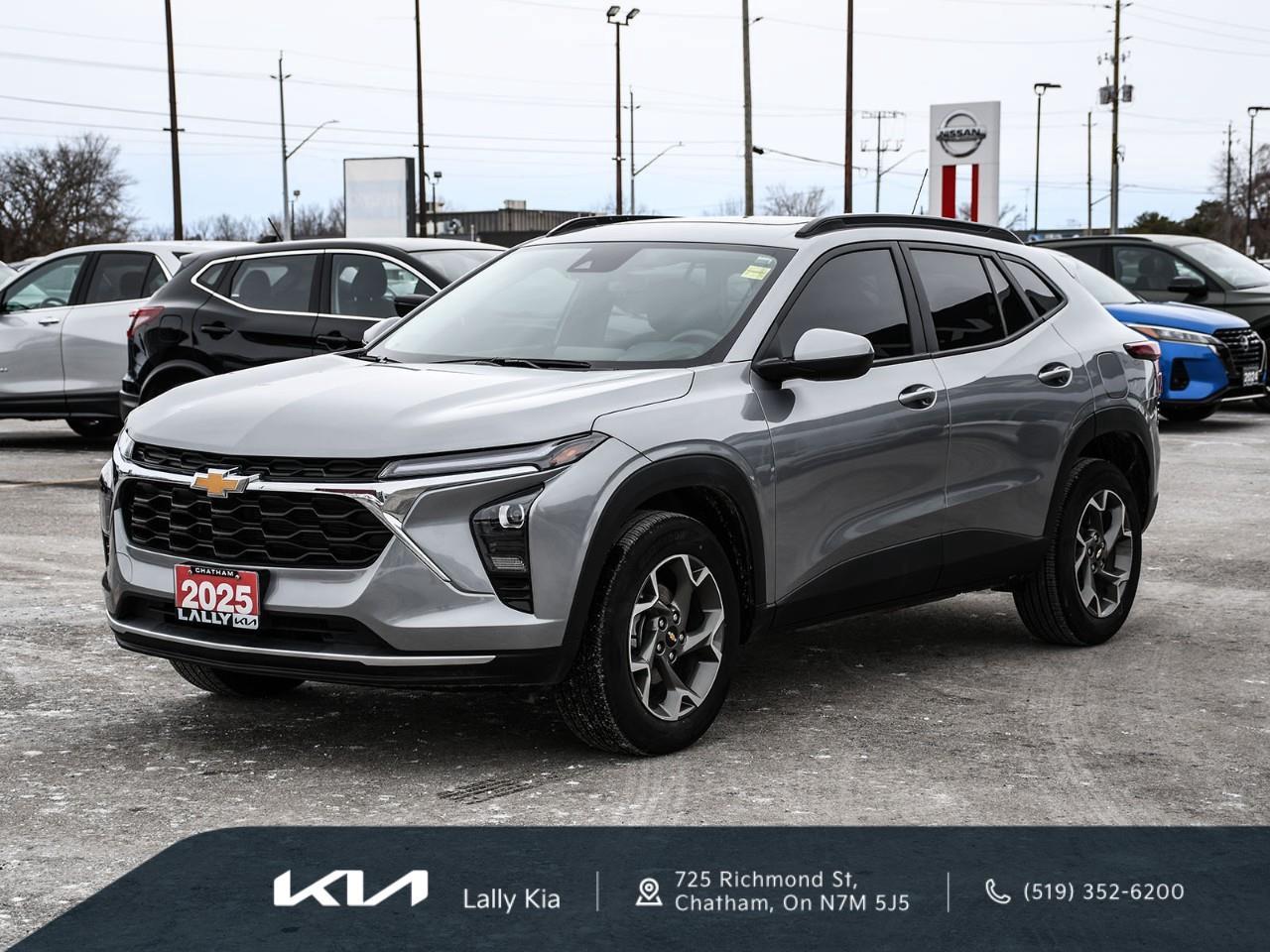 2025 Chevrolet Trax LT New Arrival | Clean CarFax | One Owner | Local Trade | Low KMs Photo