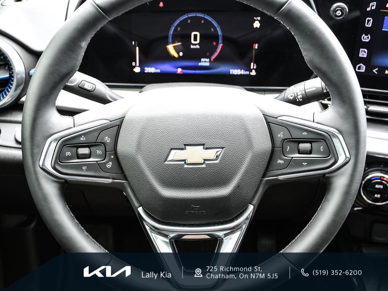 2025 Chevrolet Trax LT New Arrival | Clean CarFax | One Owner | Local Trade | Low KMs Photo