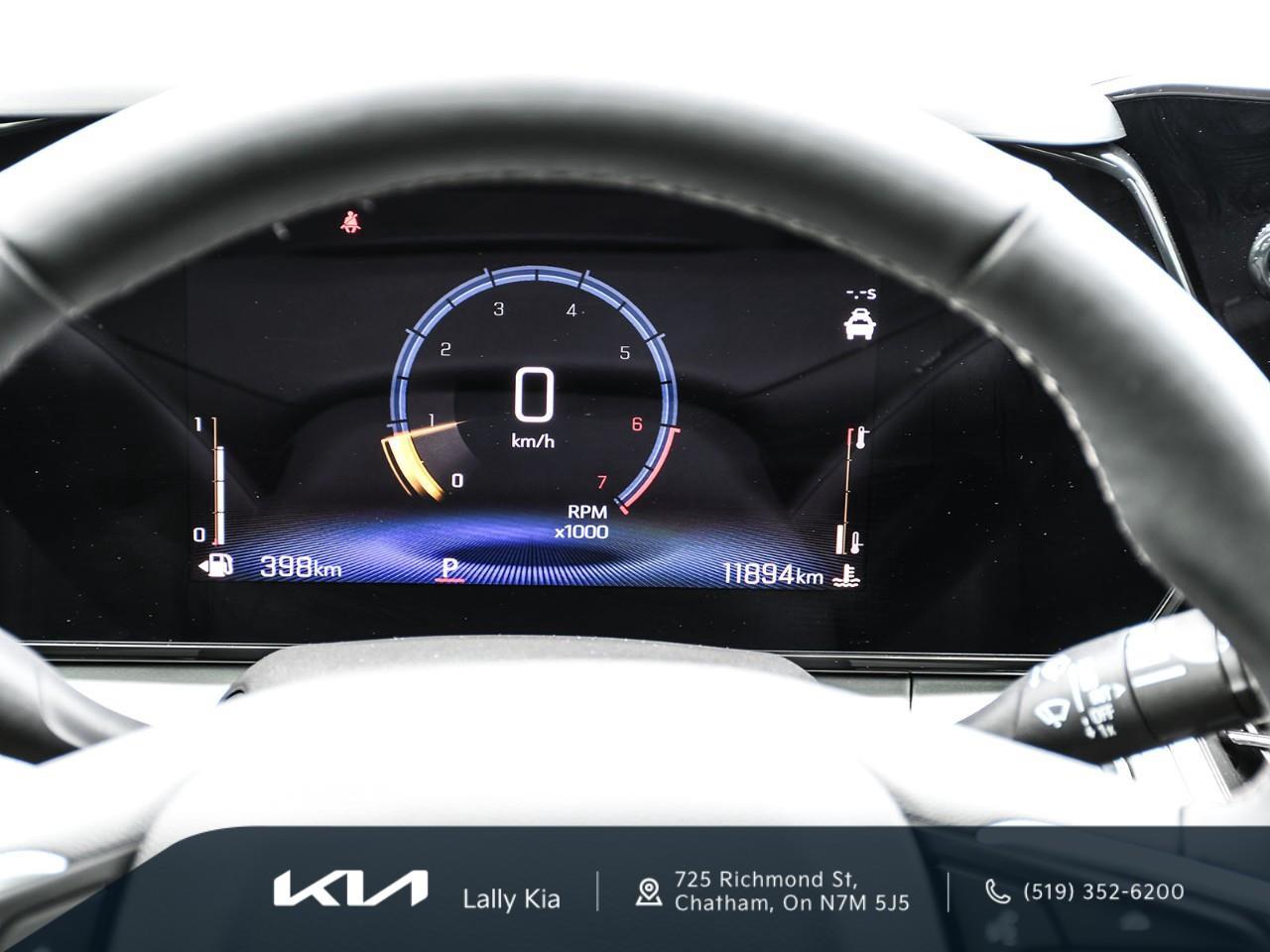 2025 Chevrolet Trax LT New Arrival | Clean CarFax | One Owner | Local Trade | Low KMs Photo