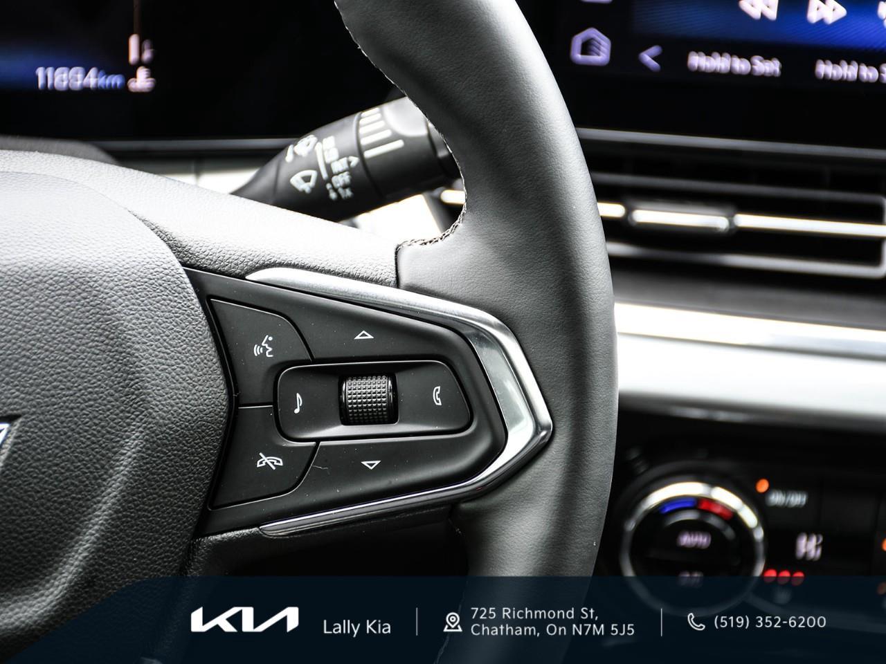 2025 Chevrolet Trax LT New Arrival | Clean CarFax | One Owner | Local Trade | Low KMs Photo