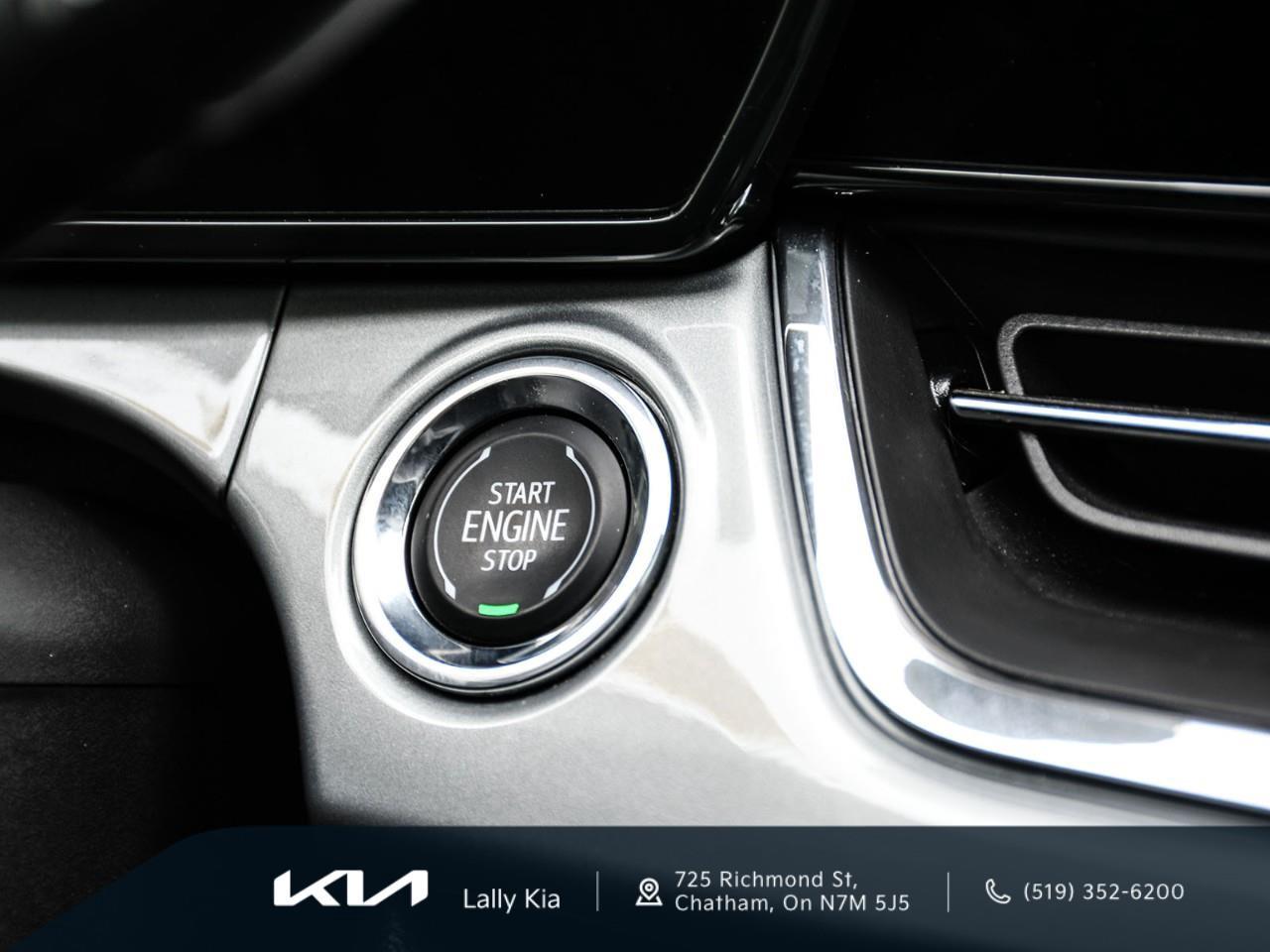 2025 Chevrolet Trax LT New Arrival | Clean CarFax | One Owner | Local Trade | Low KMs Photo