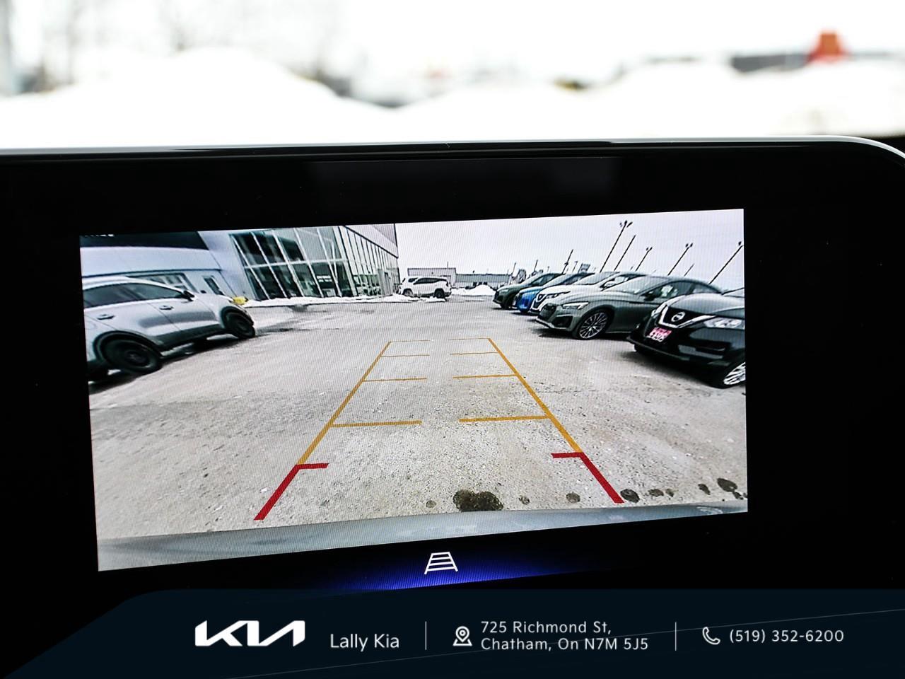 2025 Chevrolet Trax LT New Arrival | Clean CarFax | One Owner | Local Trade | Low KMs Photo