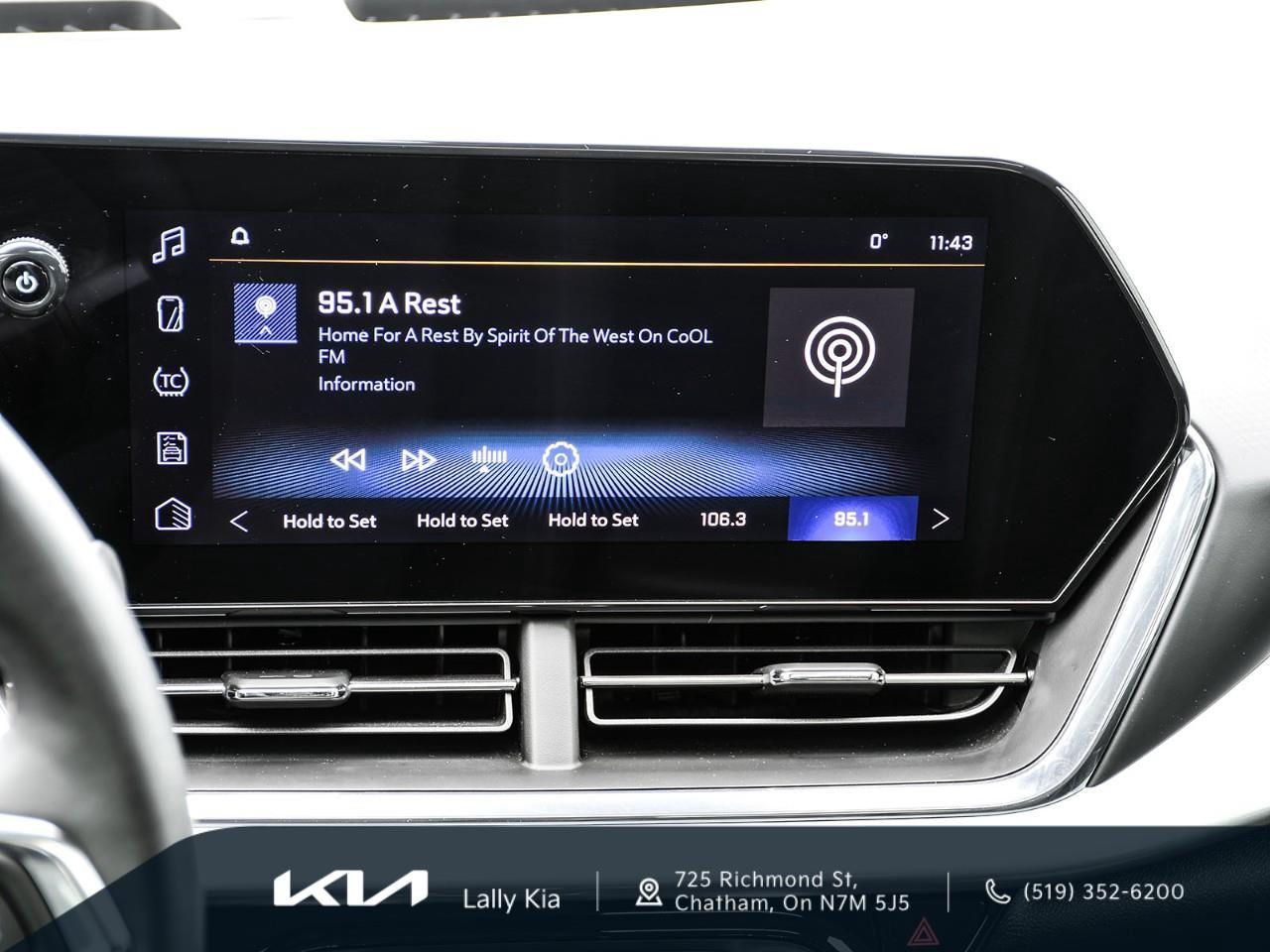 2025 Chevrolet Trax LT New Arrival | Clean CarFax | One Owner | Local Trade | Low KMs Photo