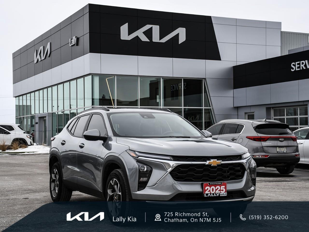 2025 Chevrolet Trax LT New Arrival | Clean CarFax | One Owner | Local Trade | Low KMs Photo