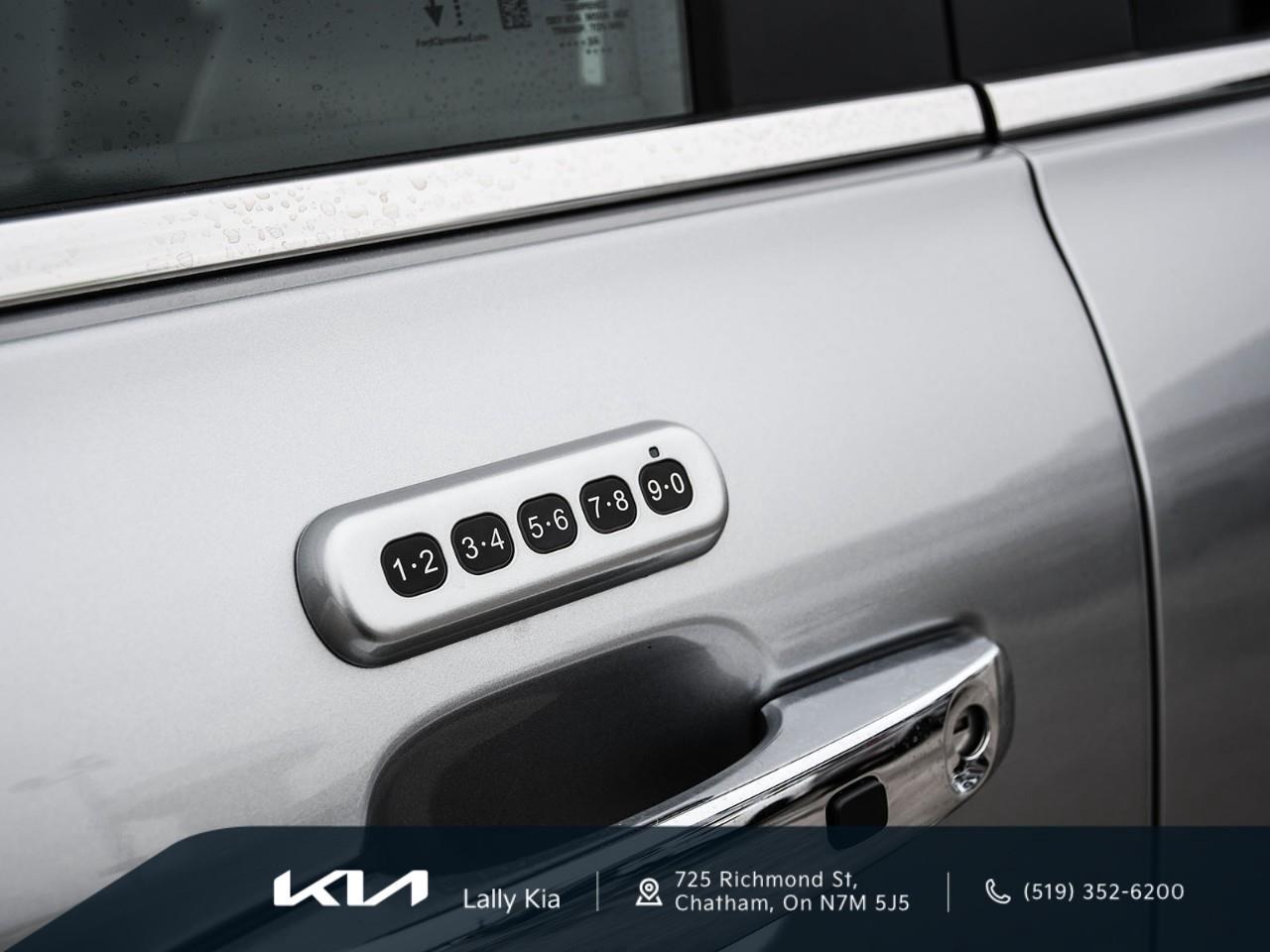 2024 Ford Ranger Lariat New Arrival | Clean CarFax | Chrome Pkg | Leather Photo