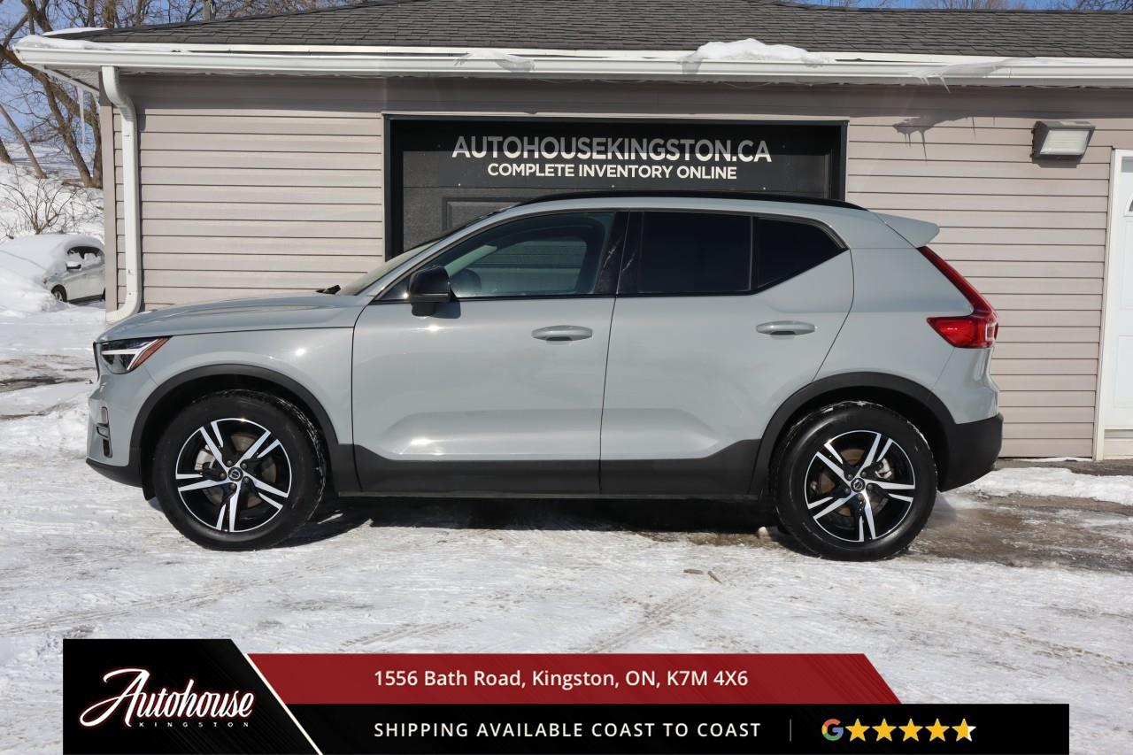 2024 Volvo XC40 B5 Core Dark Theme LEATHER - GOOGLE NAVIGATION Photo3