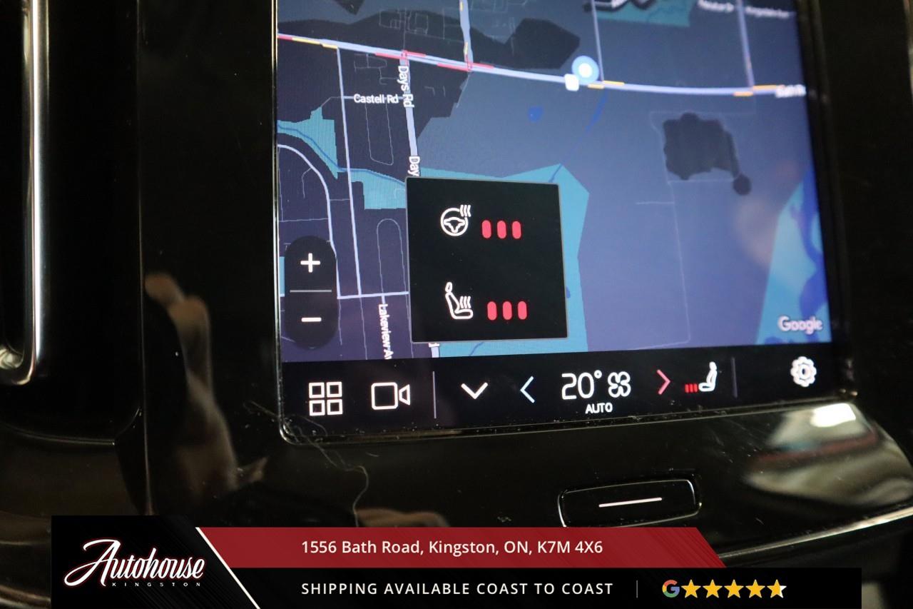 2024 Volvo XC40 B5 Core Dark Theme LEATHER - GOOGLE NAVIGATION Photo