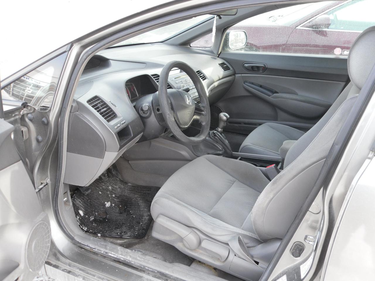 2007 Honda Civic 4dr MT DX-G Photo