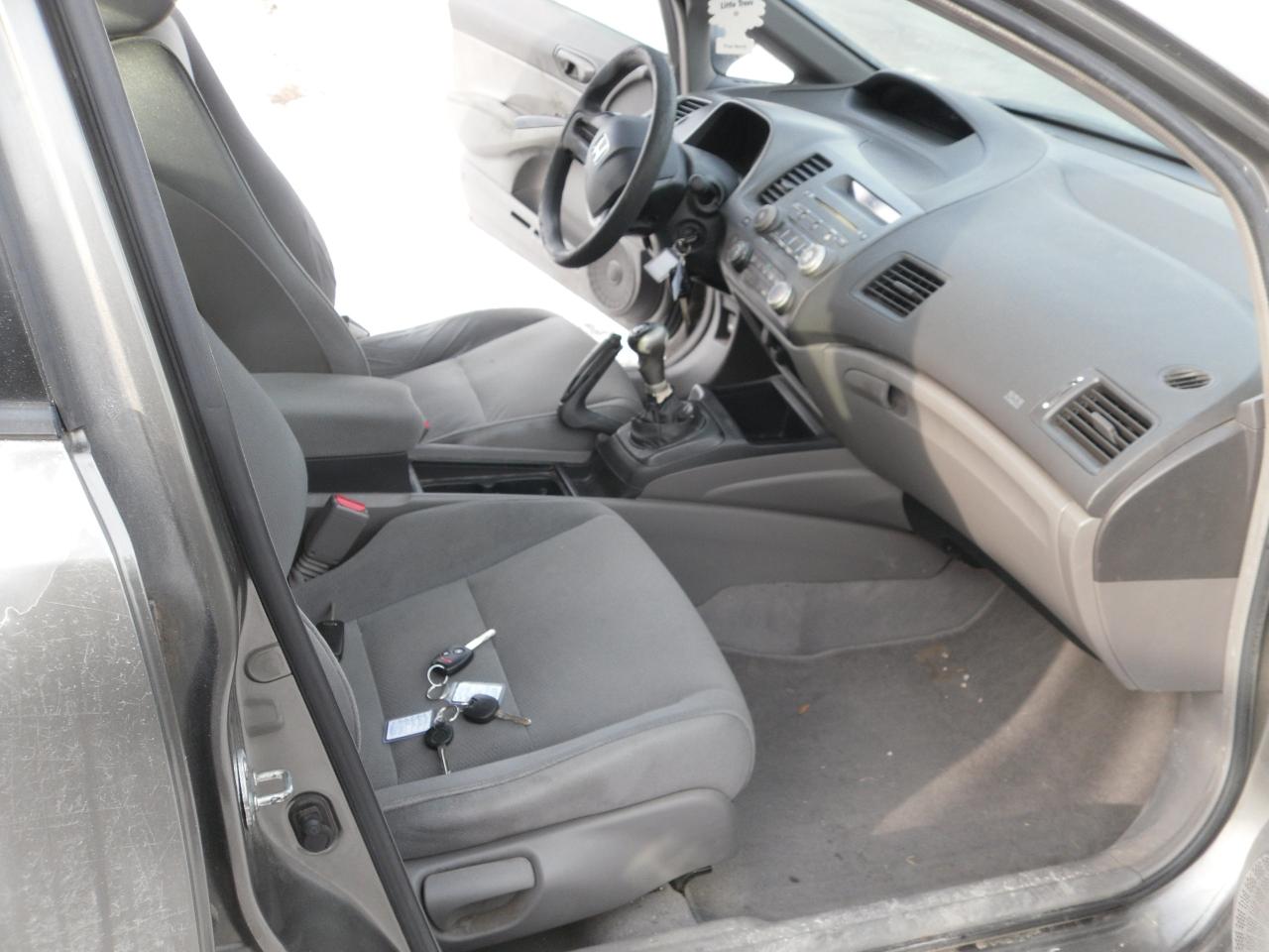 2007 Honda Civic 4dr MT DX-G Photo