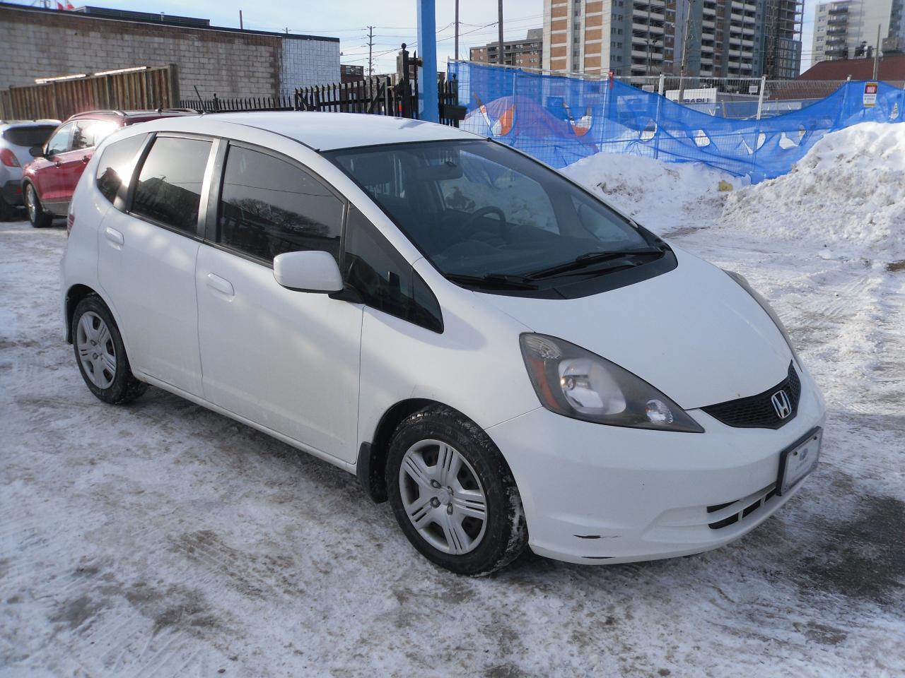 2013 Honda Fit 5dr HB Auto LX Photo2