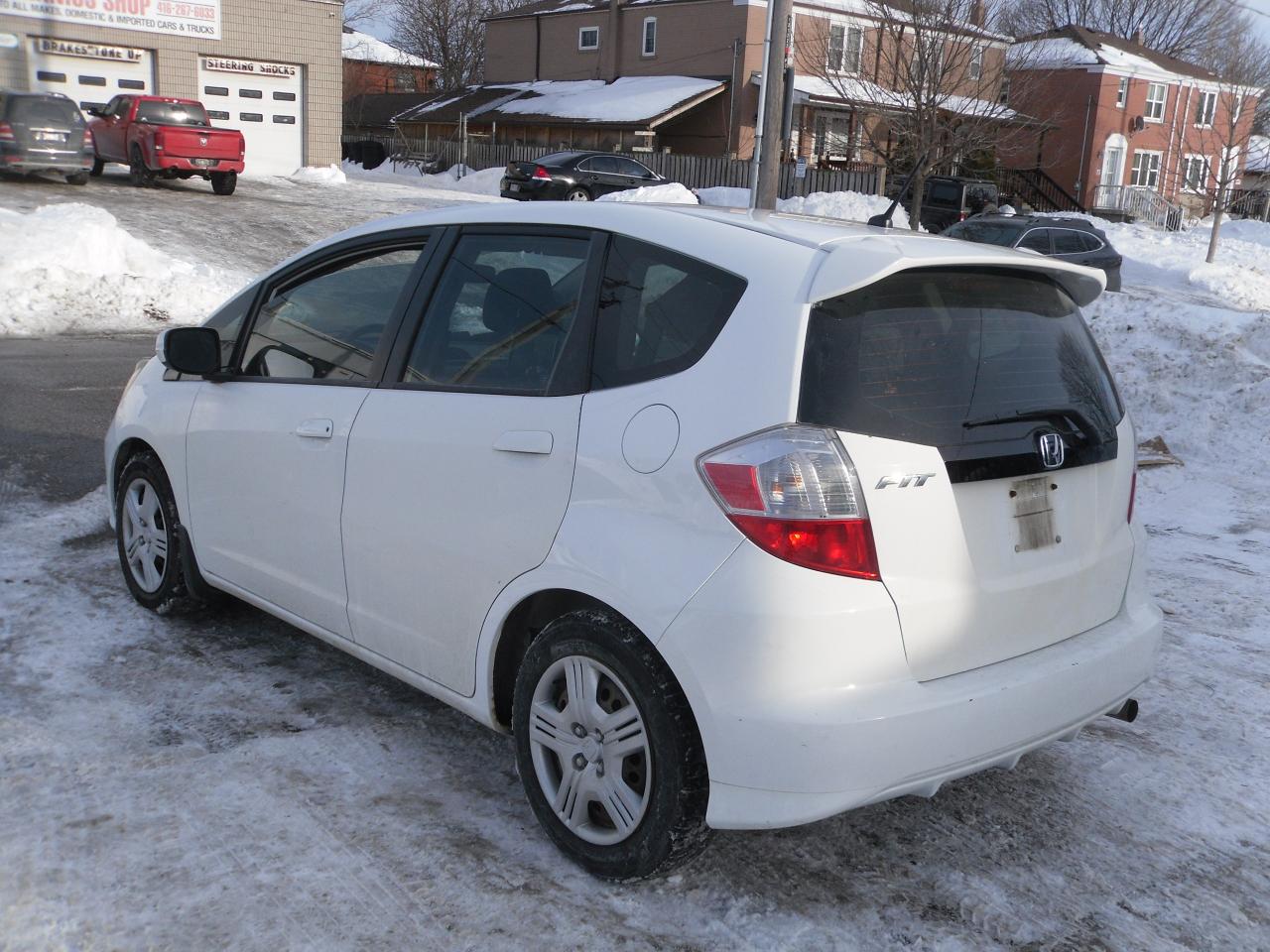 2013 Honda Fit 5dr HB Auto LX Photo