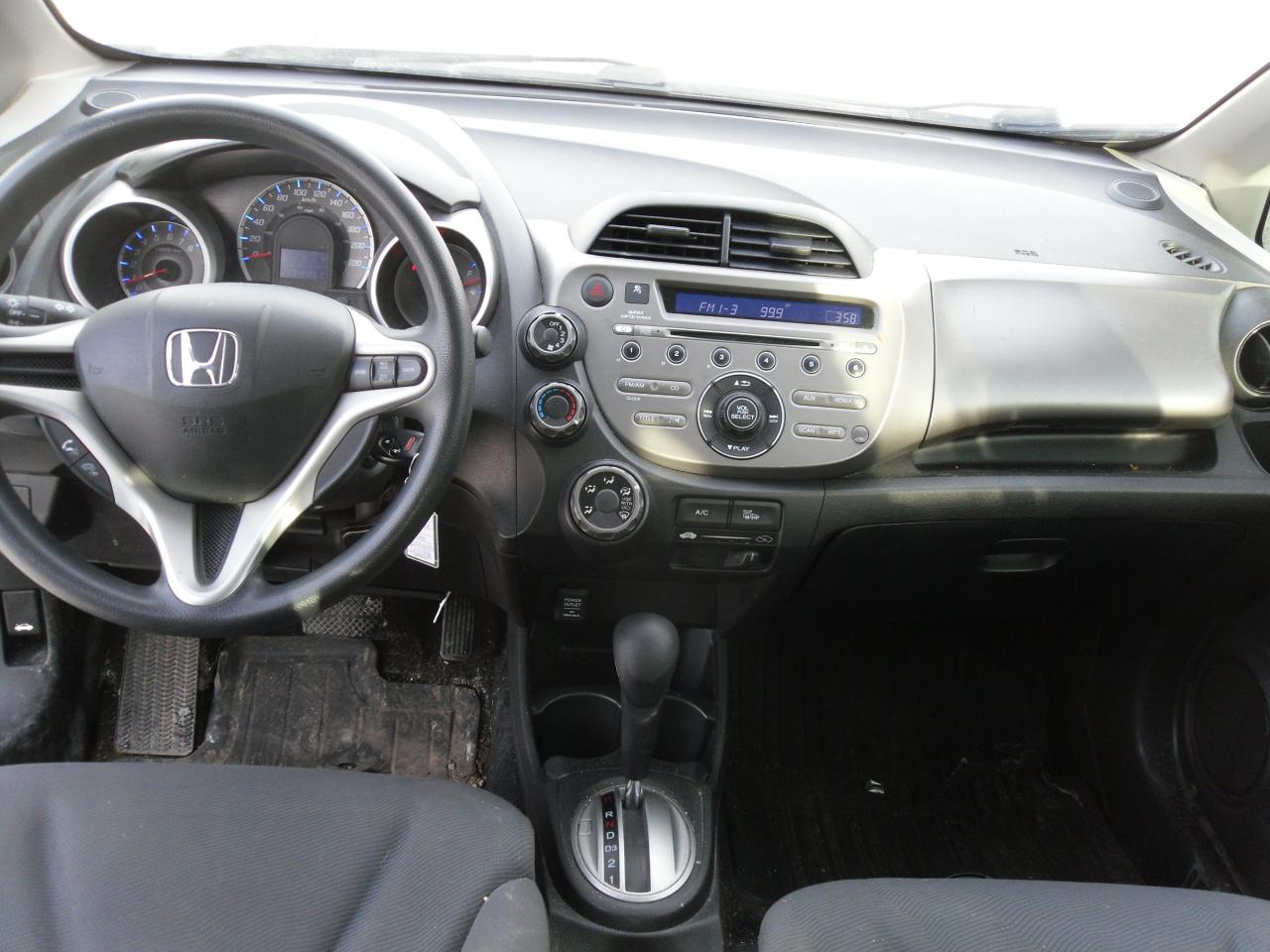 2013 Honda Fit 5dr HB Auto LX Photo