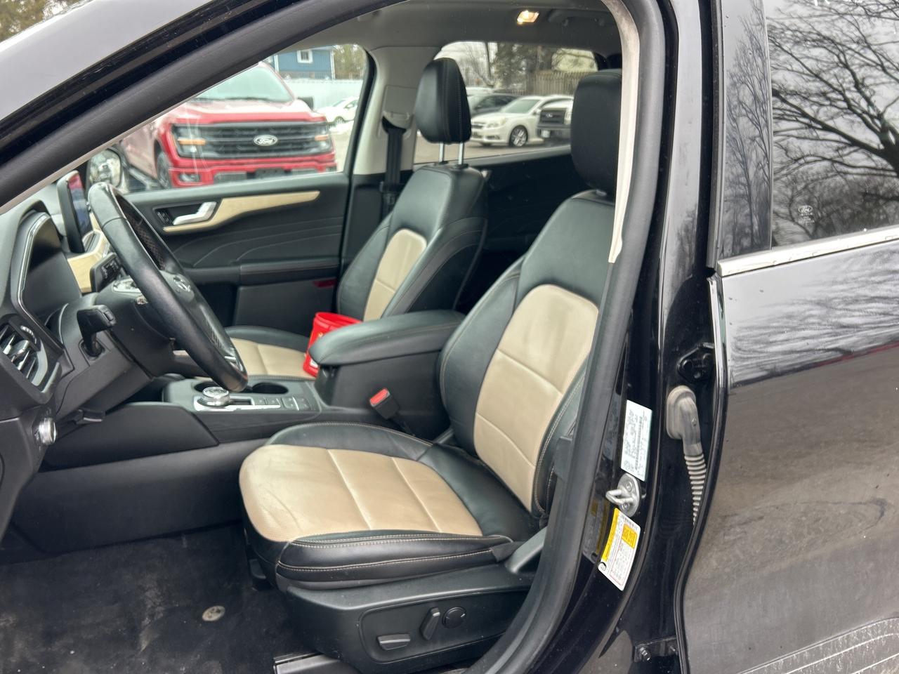 2022 Ford Escape Titanium Plug-In Hybrid FWD Photo