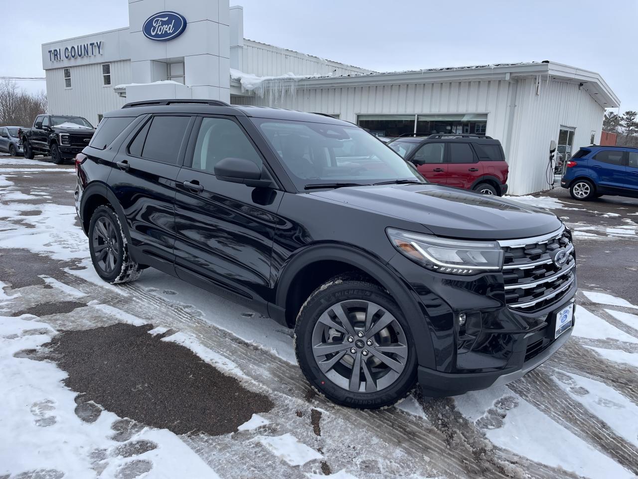 2026 Ford Explorer Active w/200A Pkg Photo0