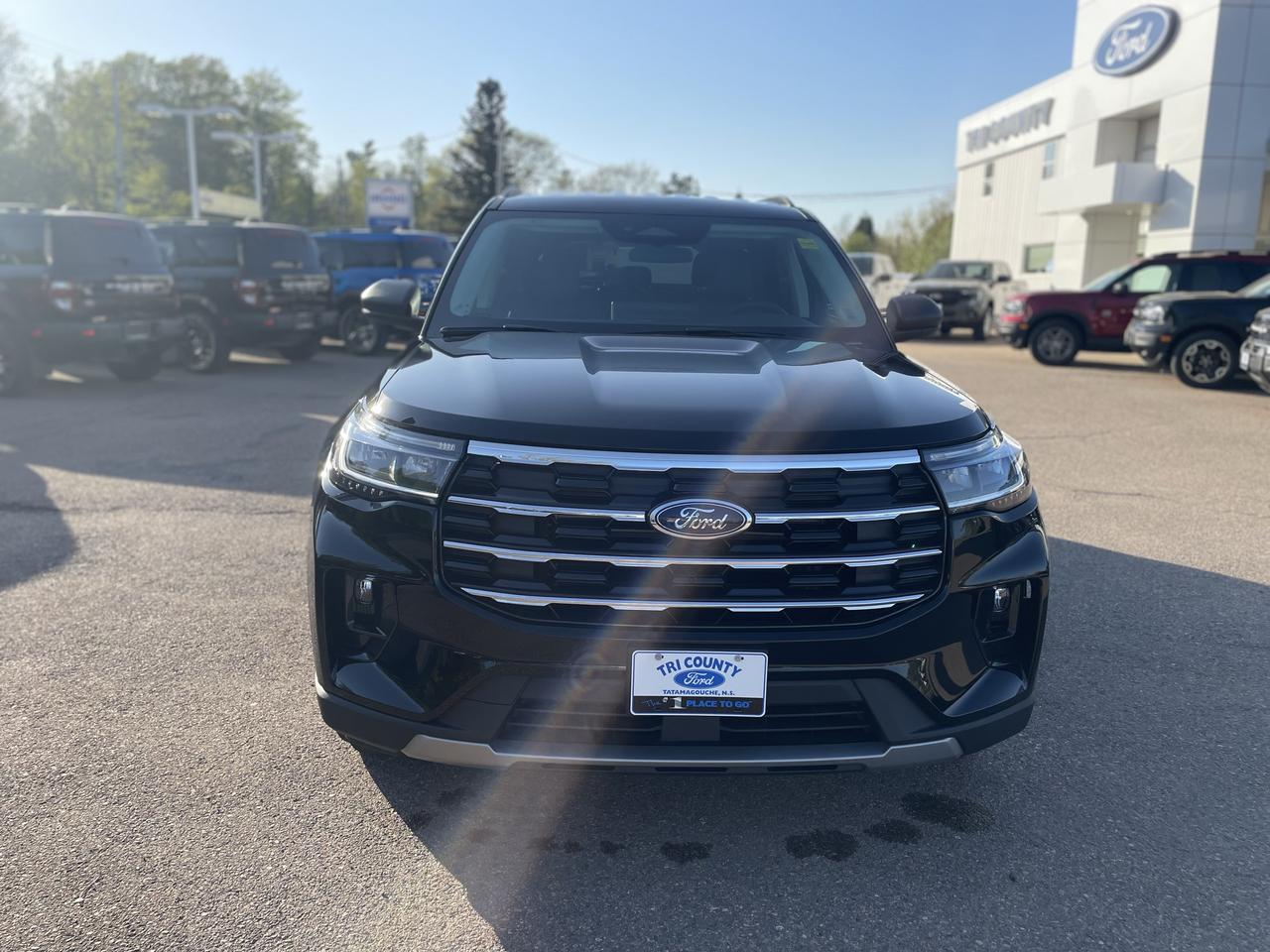 2026 Ford Explorer Active w/200A Pkg Photo1