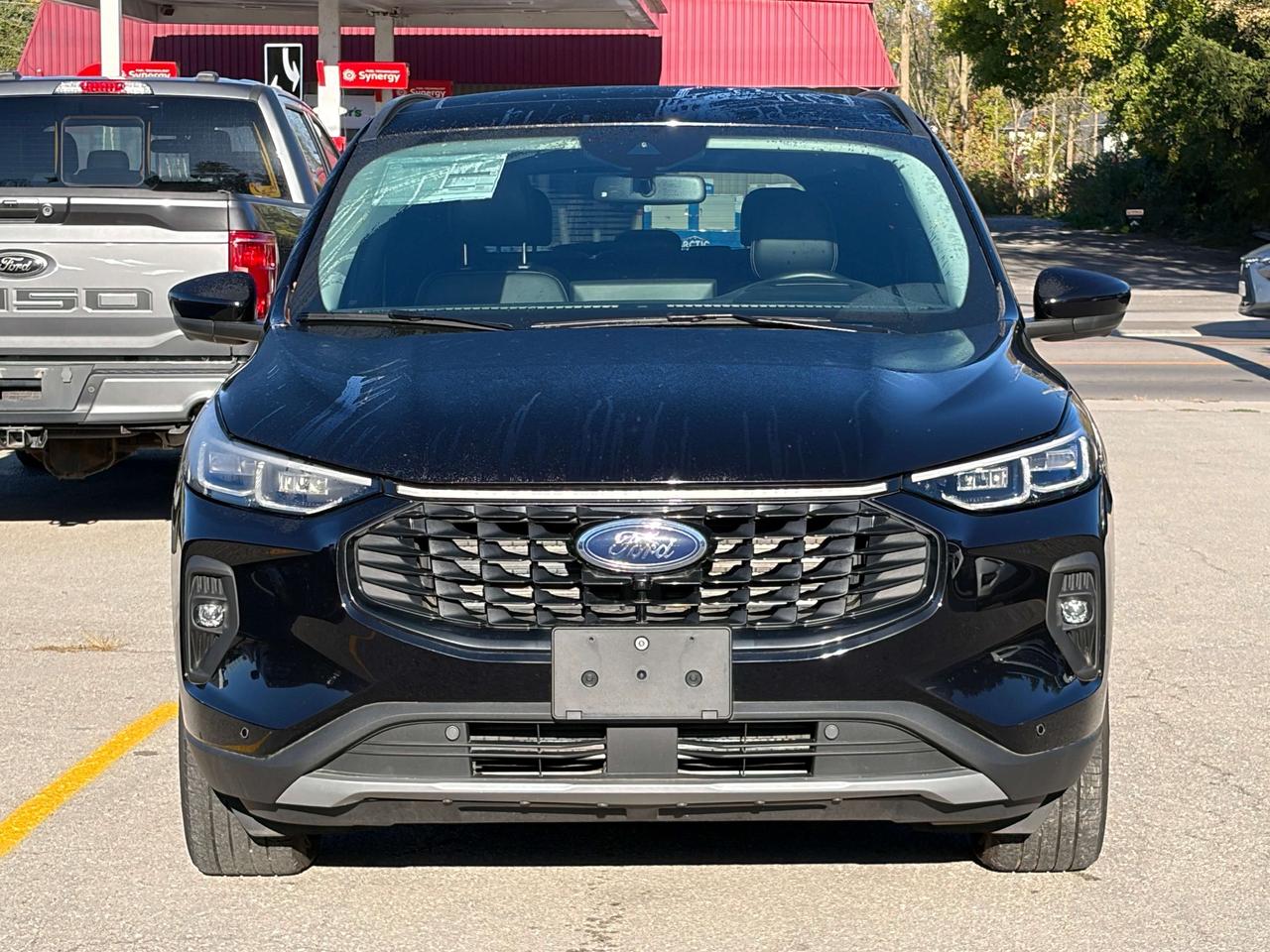 2025 Ford Escape Platinum AWD Photo