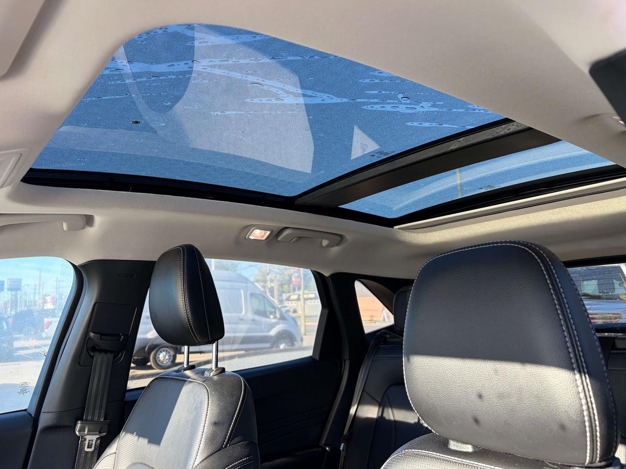 2025 Ford Escape Platinum AWD Photo