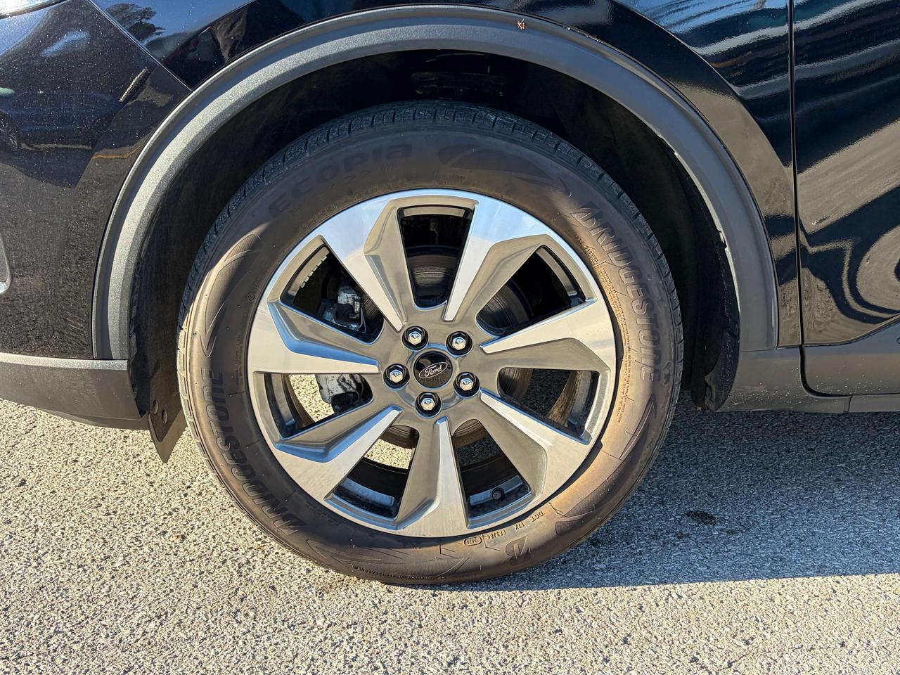 2025 Ford Escape Platinum AWD Photo