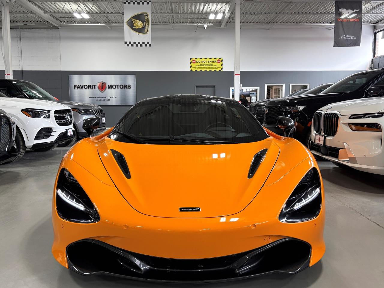 2019 McLaren 720S 710HP|RWD|V8TWINTURBO|NO LUX TAX|BUTTERFLYDOORS|+ Photo