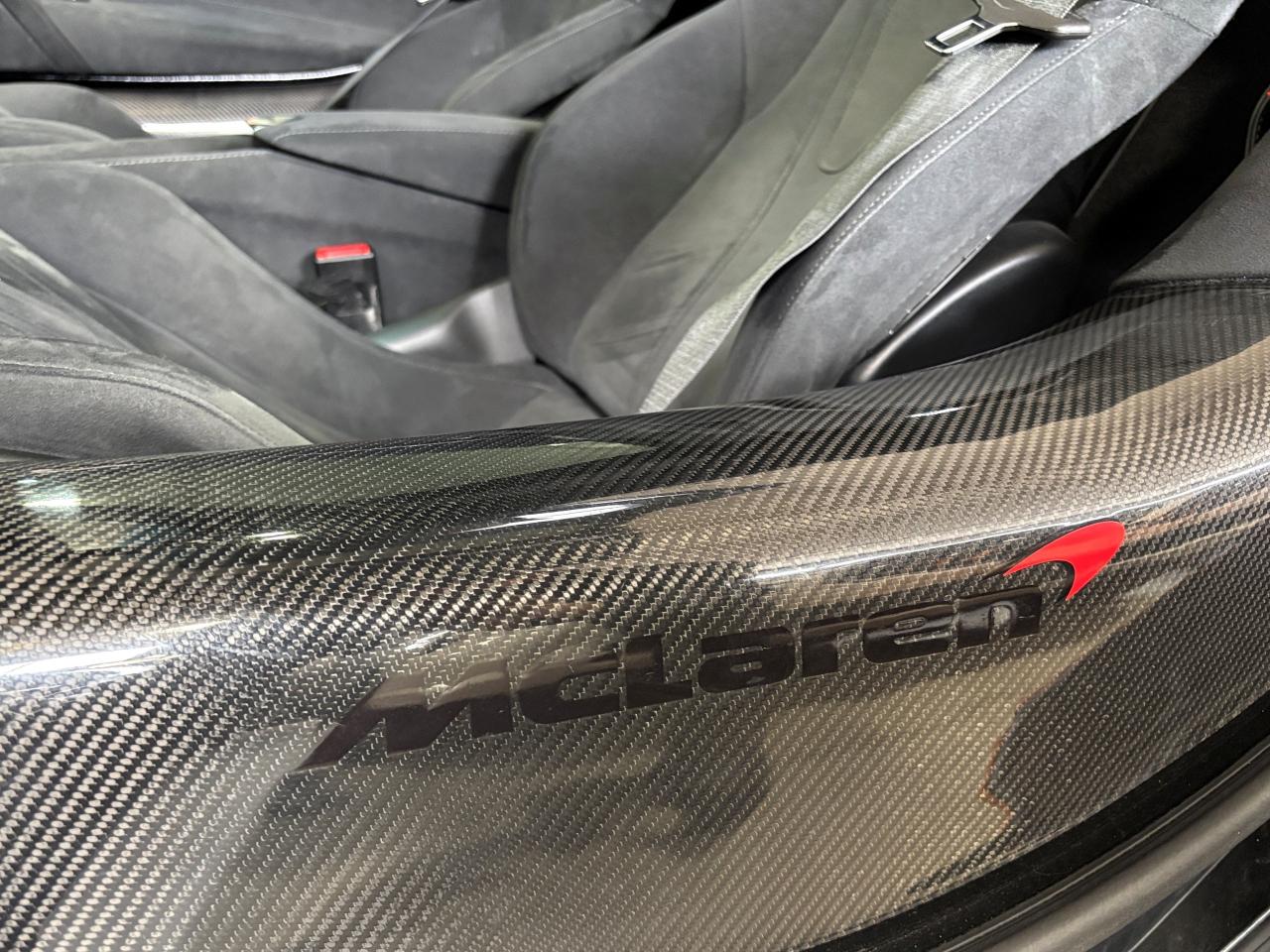 2019 McLaren 720S 710HP|RWD|V8TWINTURBO|NO LUX TAX|BUTTERFLYDOORS|+ Photo