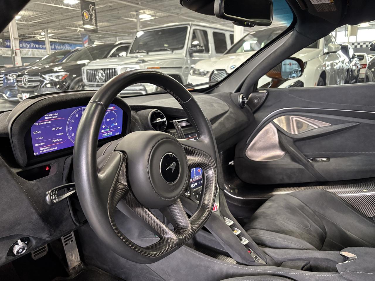 2019 McLaren 720S 710HP|RWD|V8TWINTURBO|NO LUX TAX|BUTTERFLYDOORS|+ Photo