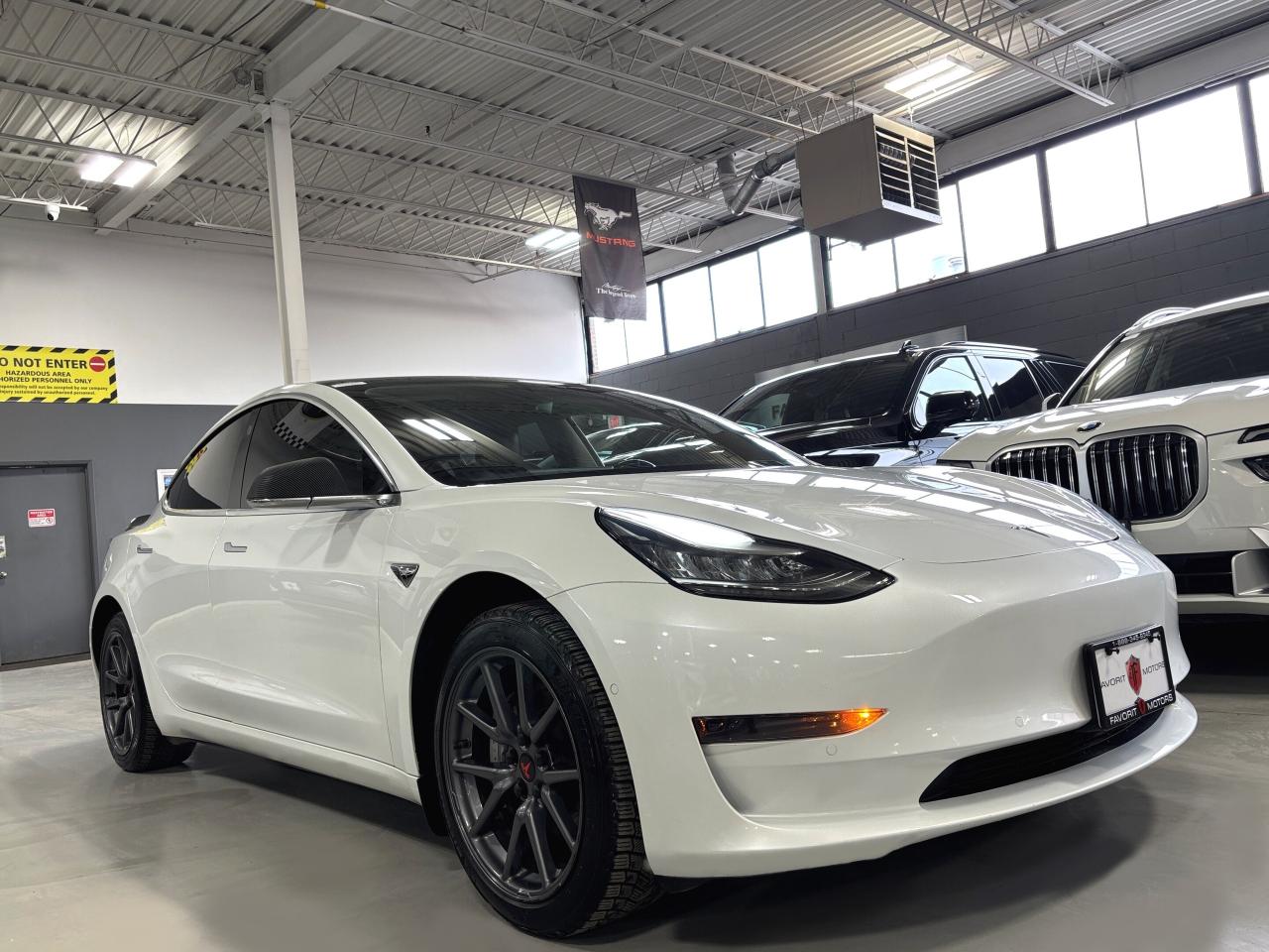 2020 Tesla Model 3 Standard Range Plus|RWD|NAV|AUTOPILOT|WOOD|LEATHER Photo