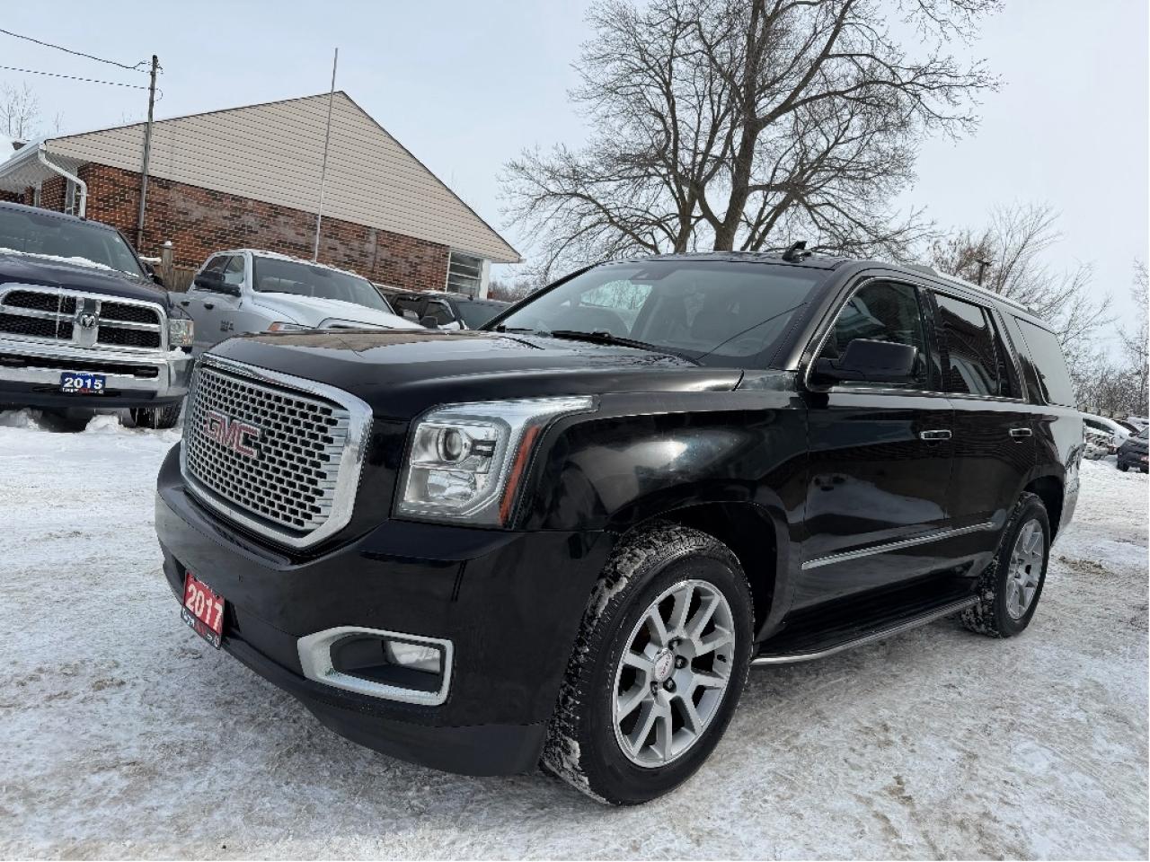 2017 GMC Yukon Denali | Clean CARFAX | Two Sets of Wheels Photo2