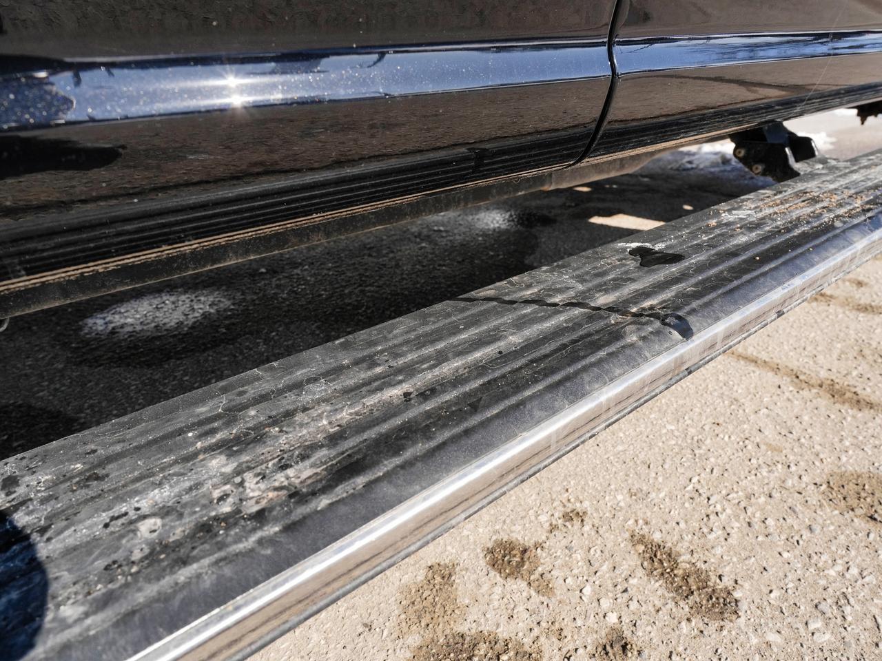 2023 Ford F-150 SUPER CREW | LEATHER | LOW KM | V8! Photo