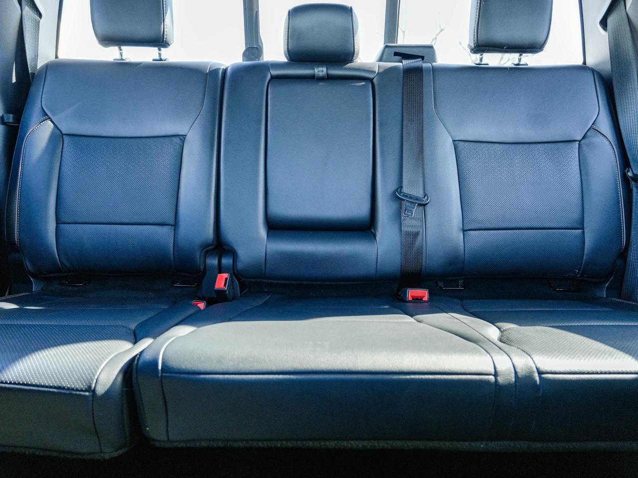 2023 Ford F-150 SUPER CREW | LEATHER | LOW KM | V8! Photo